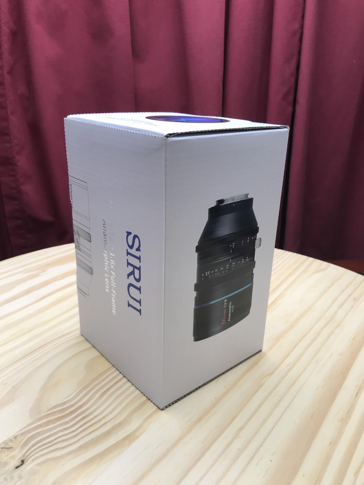 SIRUI 50mm T2.9 1.6X Full-Frame Anamorphic Lens Cinema Lens (RF Mount) customer photo 2