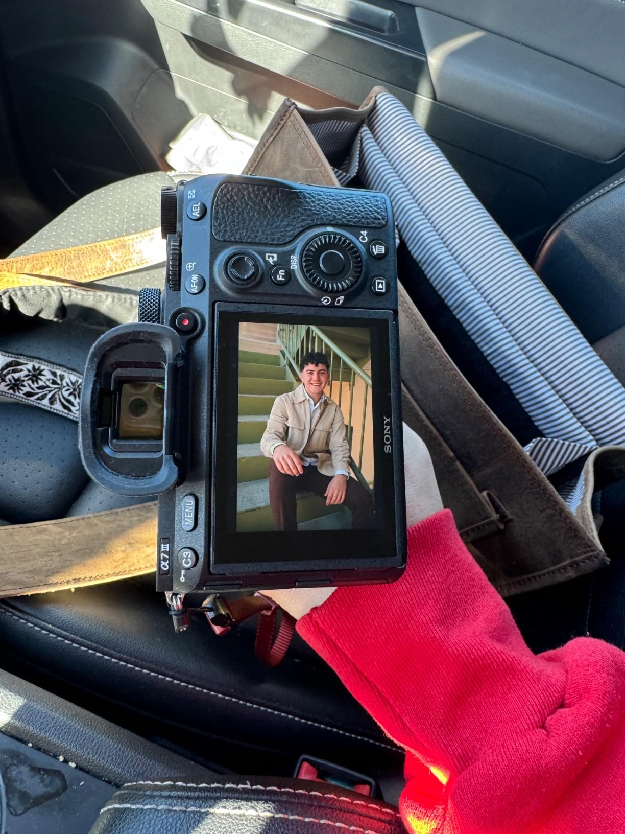SONY a7 III Full-Frame Mirrorless Interchangeable-Lens Camera Optical with 3-Inch LCD, Black (ILCE7M3/B) (Renewed) customer photo 1