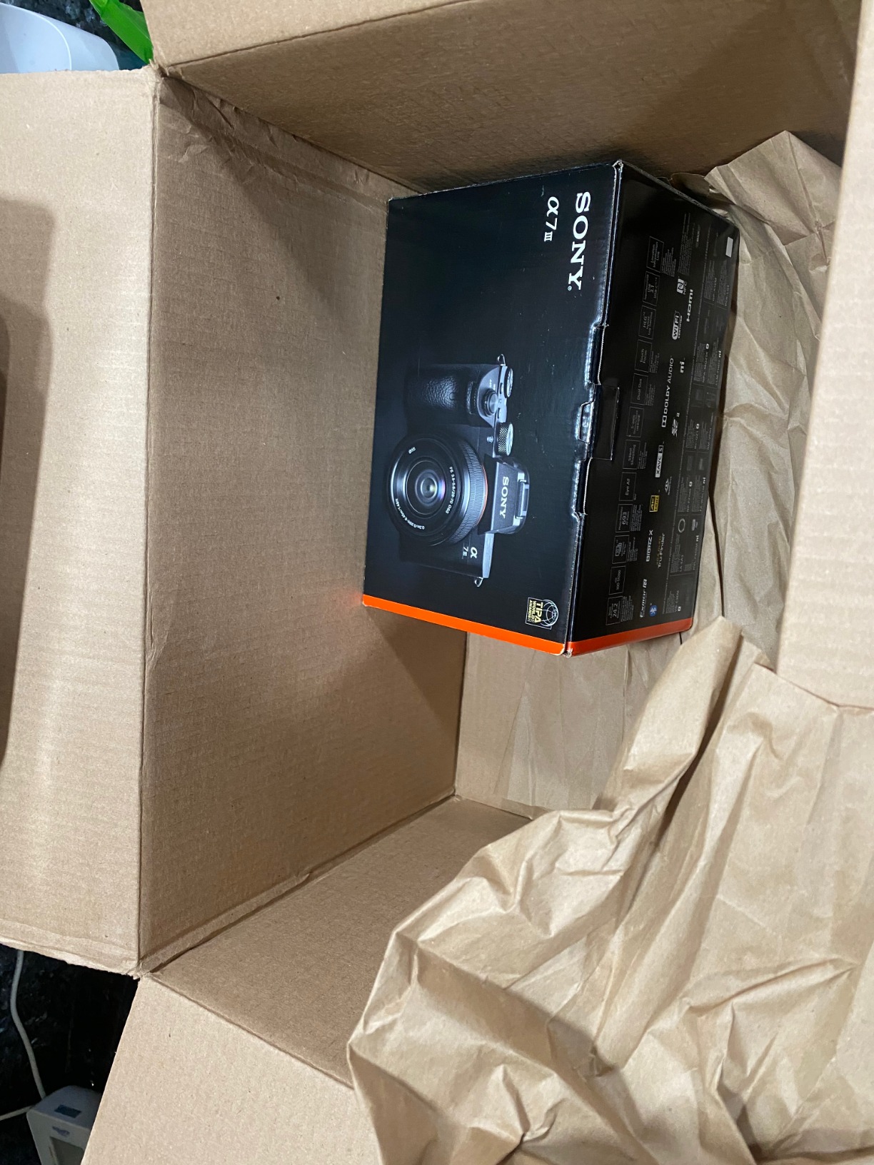 Sony a7III Full Frame Mirrorless Camera with FE 28-70mm F3.5-5.6 OSS Lens Kit ILCE-7M3K/B | Official Sony USA Partner Model | Bundle with Telephoto & Wide-Angle Lens Set, 2X 64GB Cards, Deco Gear Bag customer photo 2