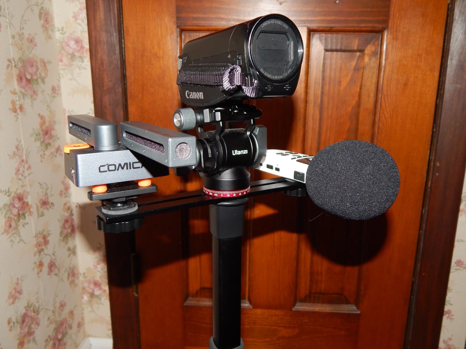 UTEBIT 8 inch Flash Bracket, Dual Camera Mount Extension Bar with 1/4 Screw Hot Shoe, Straight Flash Bracket Tripod Mount for DSLR Camera LED Light Studio Video Microphone, 2Packs customer photo 1