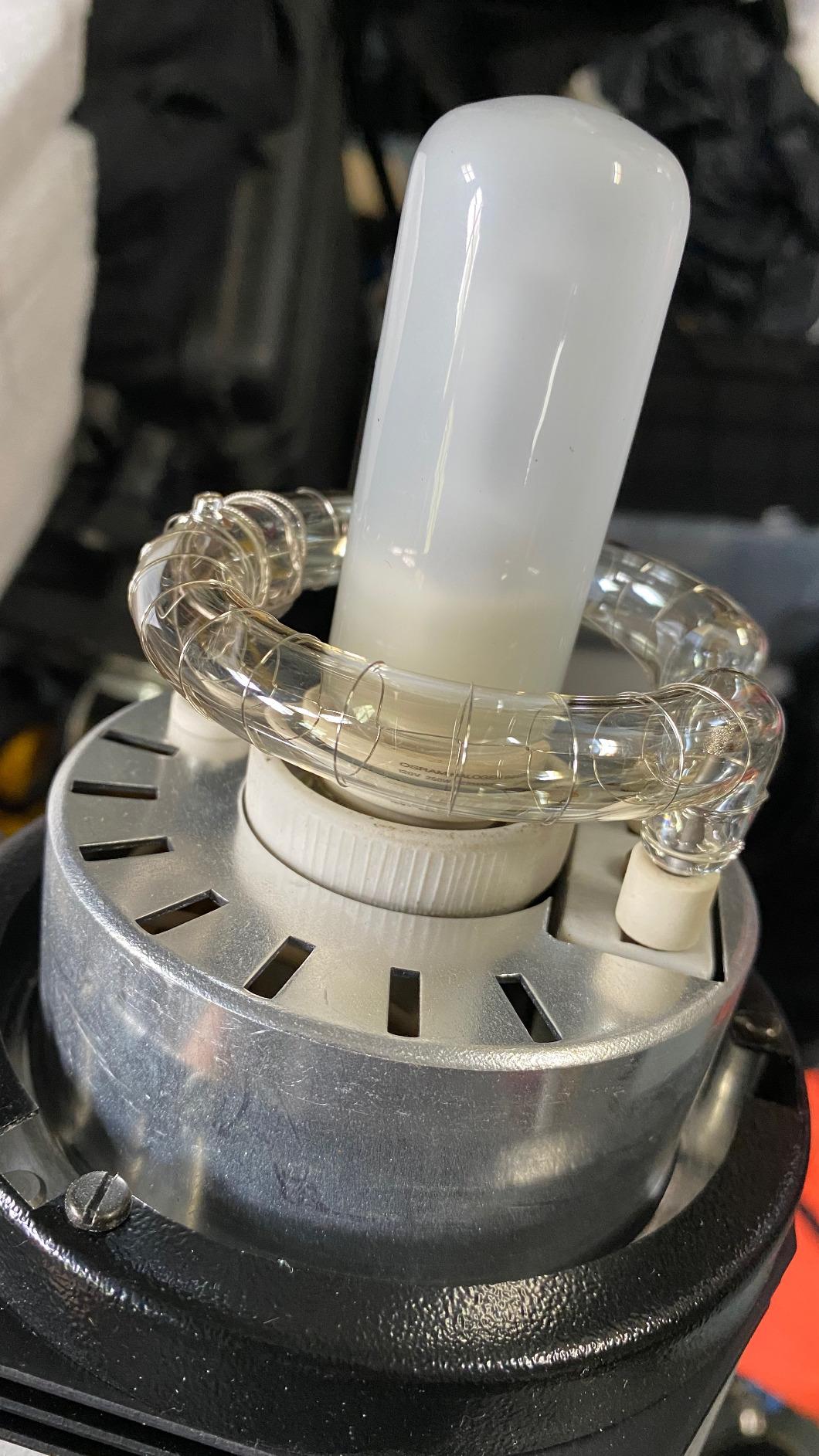 Wellmaking Bowens Mount Optical Snoot Conical, Flash Projector Attachment, Spotlight Snoot Photography Video Artist Modelling Shape Light Studio with Optical Lens Various Gobos Photography Accessories customer photo 1