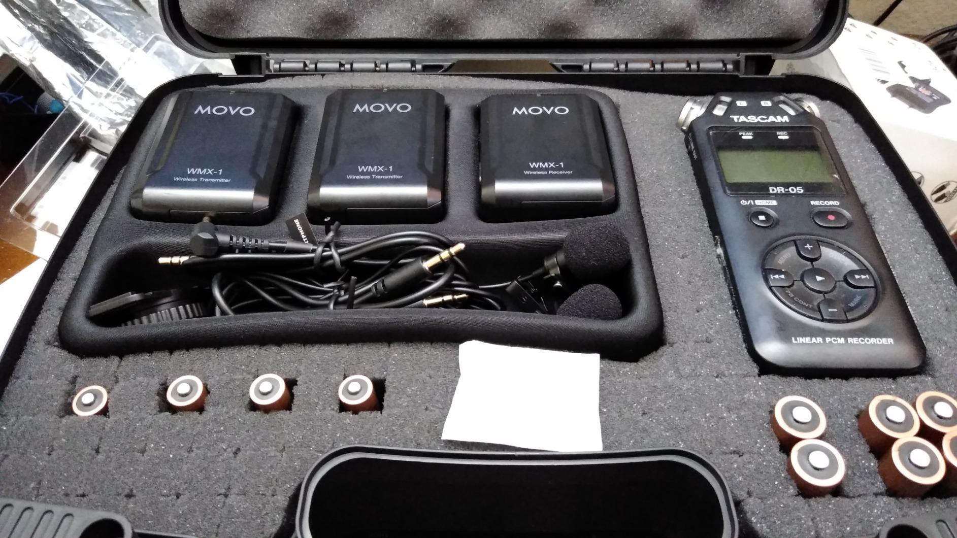 Movo WMX-1-DUO 2.4GHz Dual Wireless Lavalier Microphone System, Compatible with DSLR Cameras, Camcorders, iPhone, Android Smartphones, and Tablets, 200ft Audio Range, Great for Teaching Tutorials customer photo 2