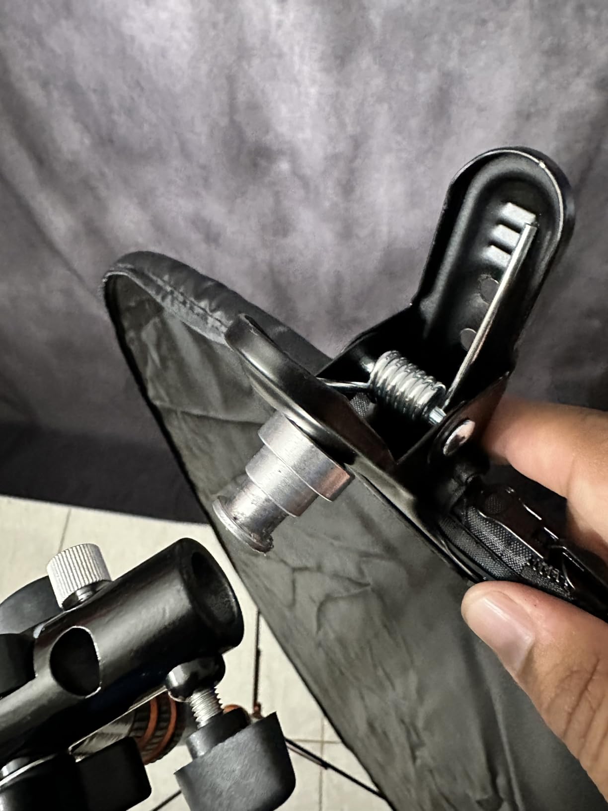 EMART Photography Reflector Holder, Photo Video Studio 5/8