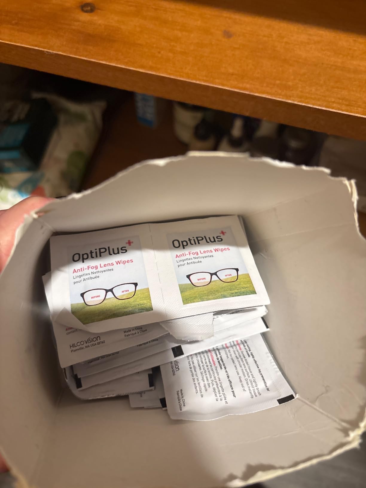 OptiPlus Anti Fog Pre-Moistened Cleaning Wipes for Glasses, Screens, Lenses - Quick-Dry, Scratch-Free, 100 Count customer photo 1