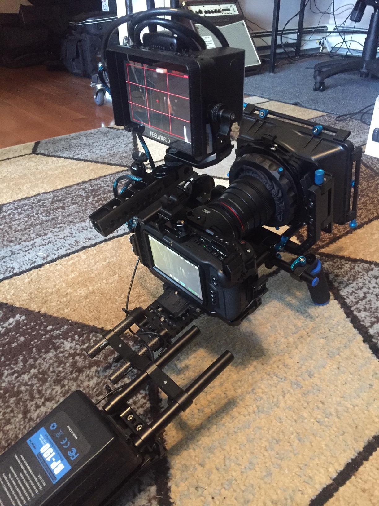 FEELWORLD F5 Pro V4 6 Inch Touch Screen DSLR Camera Field Monitor with 3D LUT F970 External Kit Install for Power Wireless Transmission IPS FHD1920x1080 4K HDMI Input Output 5V Type-c Input Tilt Arm customer photo 1