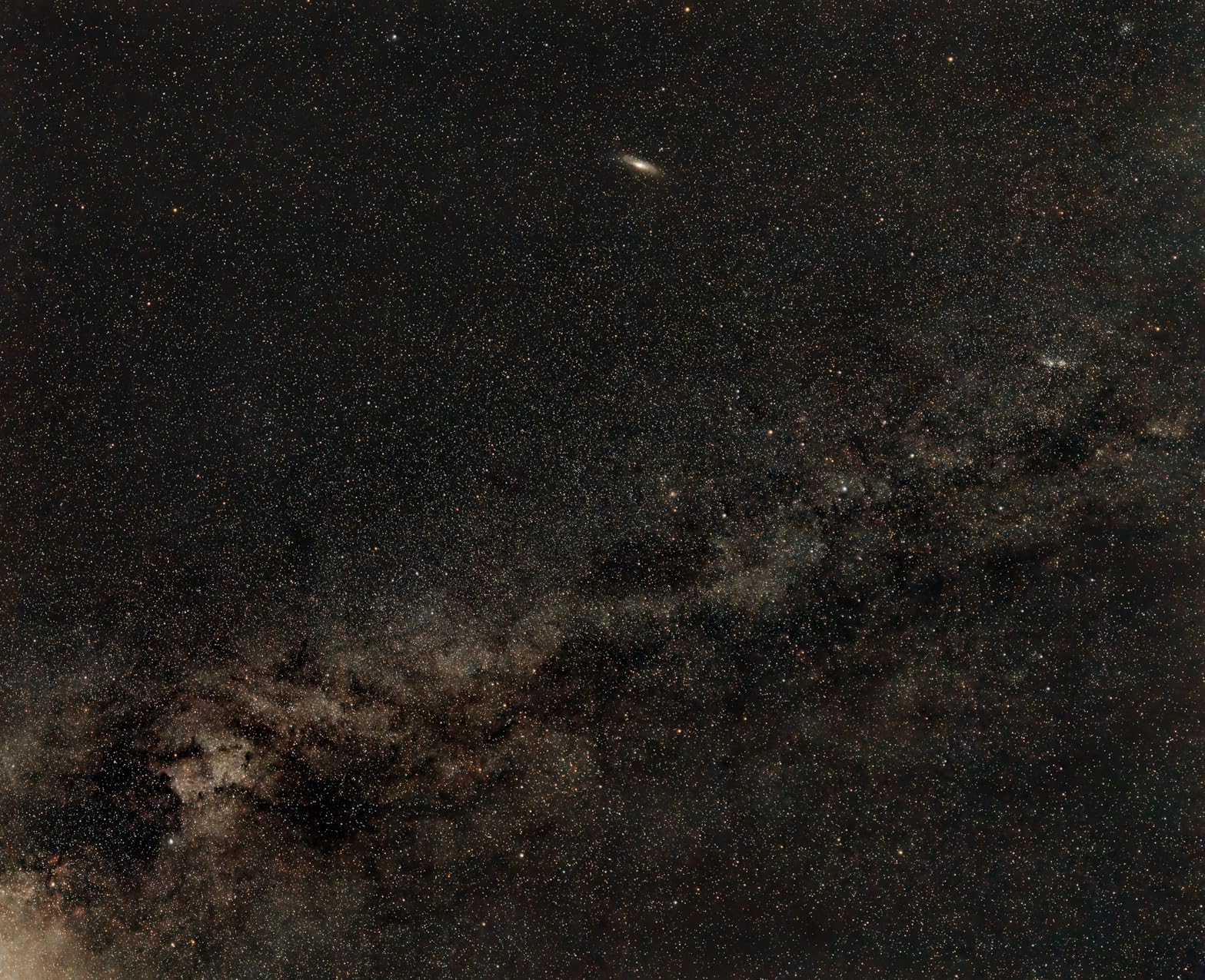 Rokinon Series II 14mm F2.8 Ultra Wide Angle Lens for Canon EF - Manual Focus, Weather Sealed, De-Click Aperture Switch, Built-in Hood, UMC Glass, Ideal for Landscape, Interior, Architecture customer photo 2