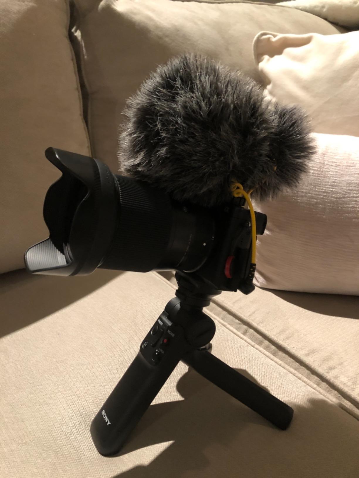 Deity V-Mic D4 Duo Dual Capsule Cardioid Microphone Camera-Mount Shotgun Mic - Dual Mono/Stereo Recording with Rycote Shockmount customer photo 2