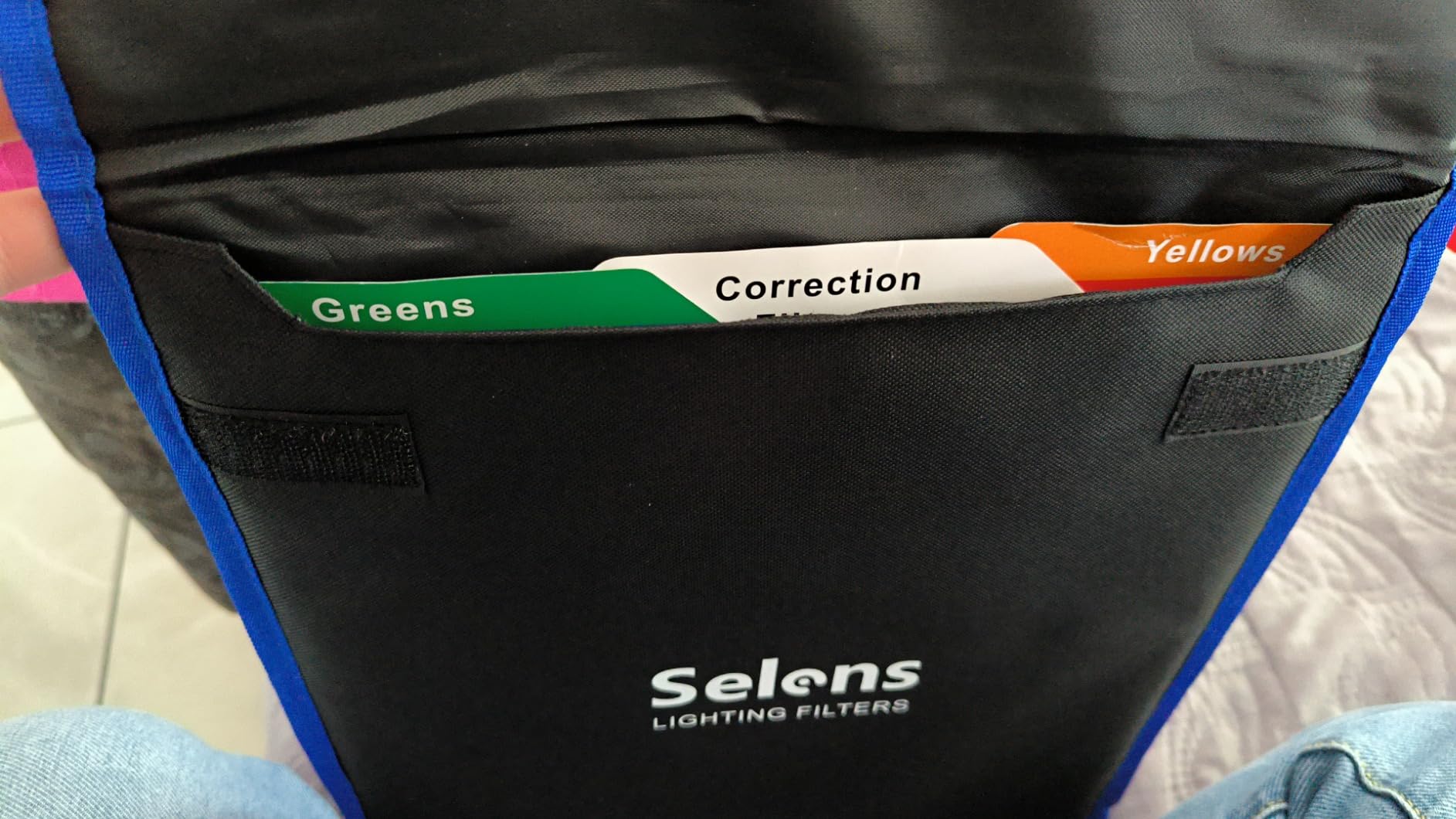 Selens 20pcs Color Gel Filter for Lighting Effect, 10x10 Inches Photography Color Correction Kit for Photo Video Studio, 20 Assorted Colors, Lighting Filters Transparent Color Sheet Filter Sheet Gels customer photo 2