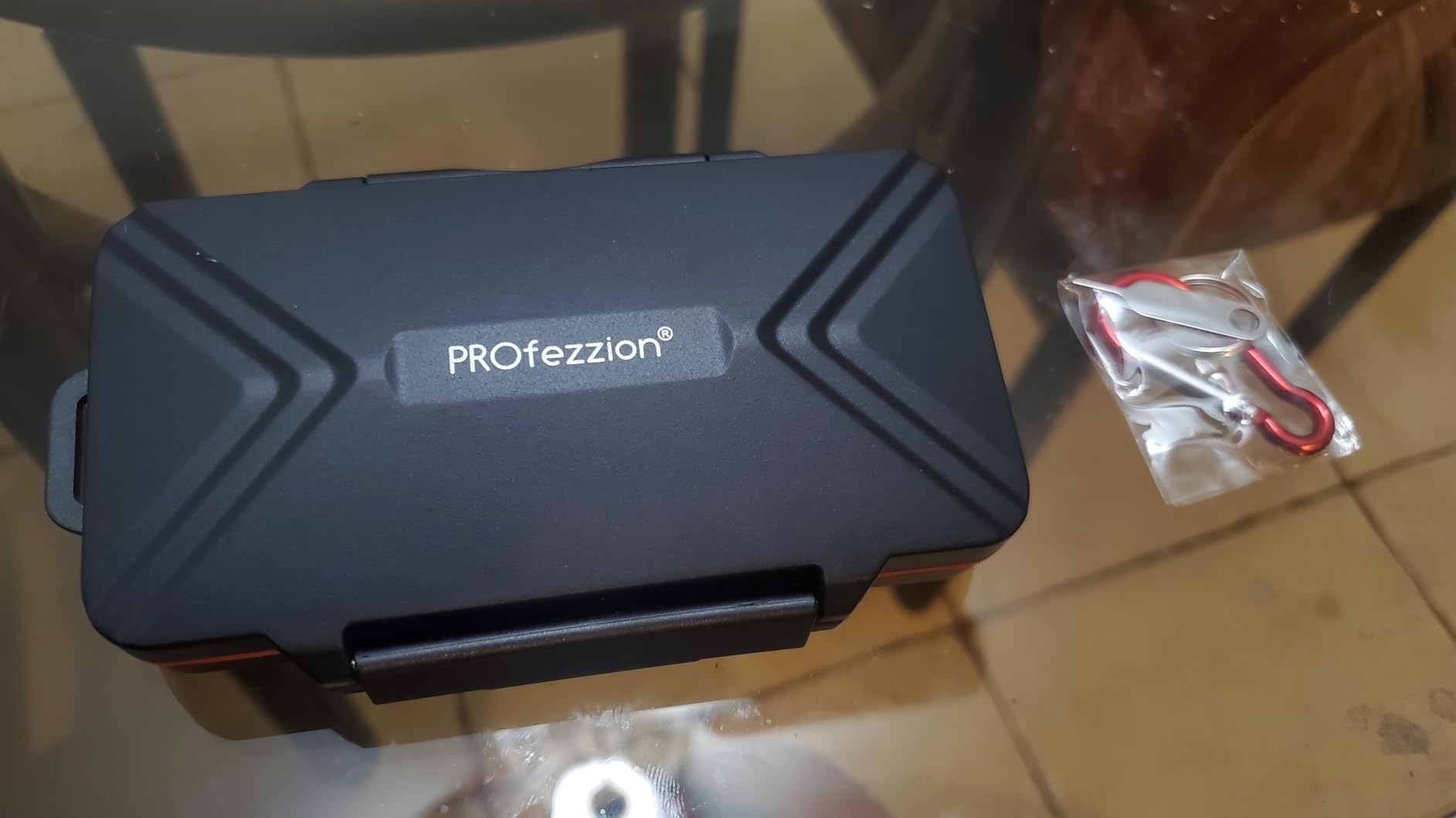 PROfezzion 48 Slots Weatherproof Memory Card Carrying Case Holder for CFexpress Type B, XQD, CF, Cfast, CompactFlash, CF Express Type-B, SD & MicroSD Cards customer photo 2