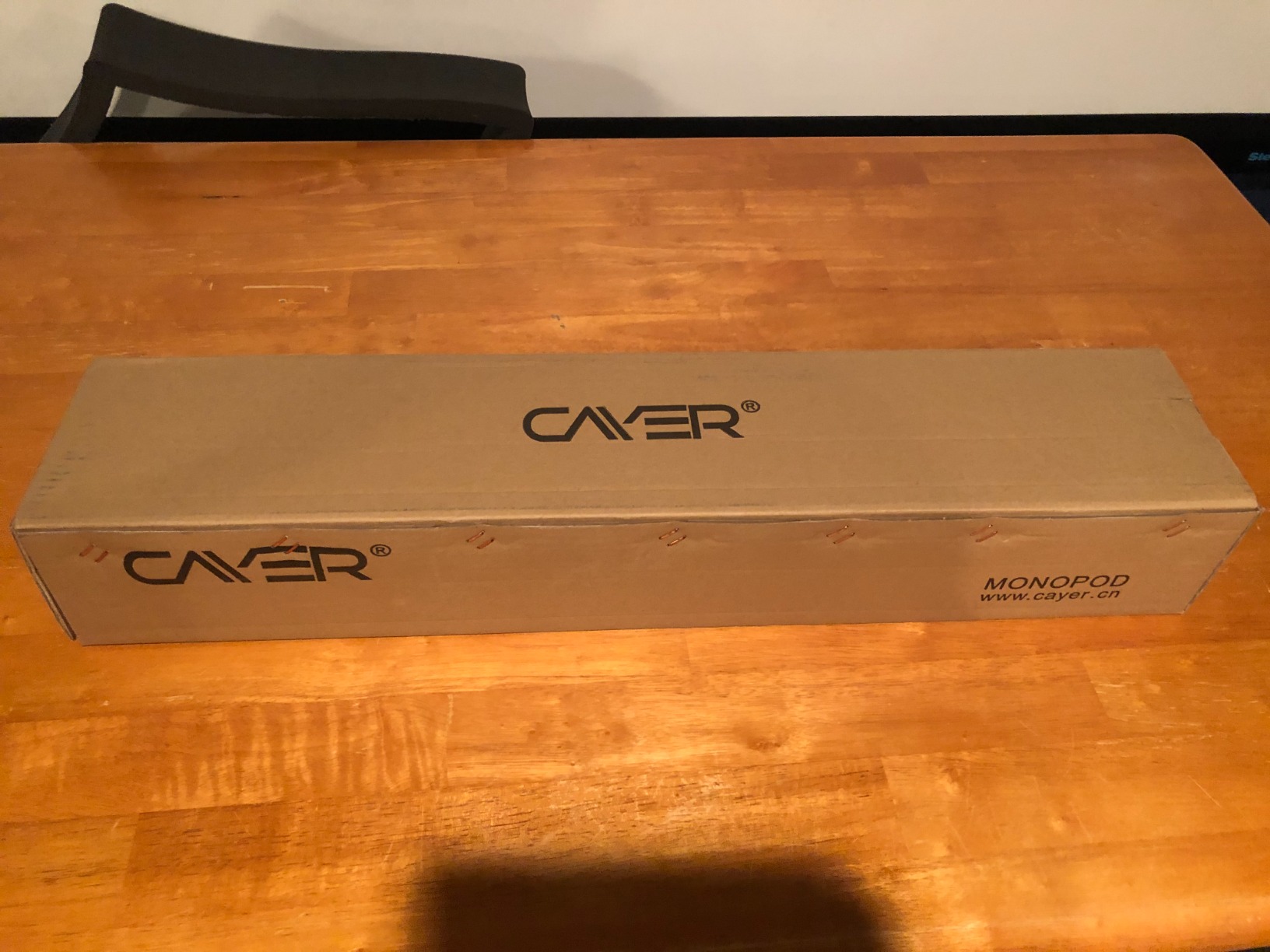 Cayer FP34 Monopod with Feet, 71 inch Aluminum Telescopic Camera Monopod with Fluid Head and 3-Leg Tripod Base for DSLR Video Cameras Camcorders, Supporting up to 13.2 lbs customer photo 1