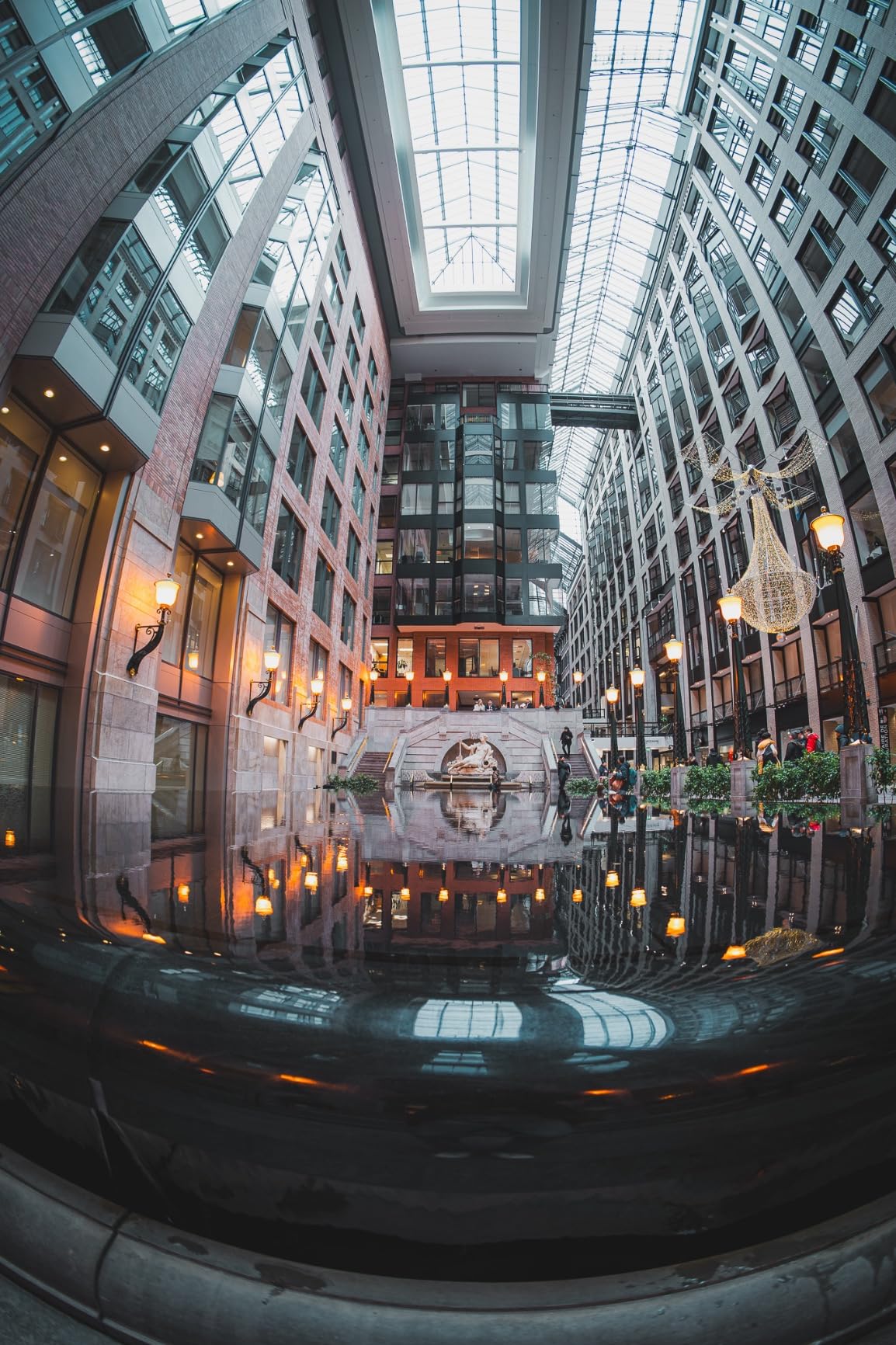 TTArtisan 11mm F2.8 Full Frame Ultra-Wide Fisheye Manual Lens for Sony E Mount customer photo 2