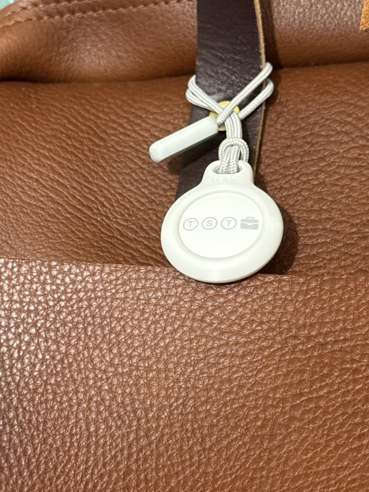 Belkin Apple AirTag Secure Holder With Strap - Apple Air Tag Keychain - AirTag Holder With Strap For Key Ring - Scratch Resistant AirTag Case customer photo 1