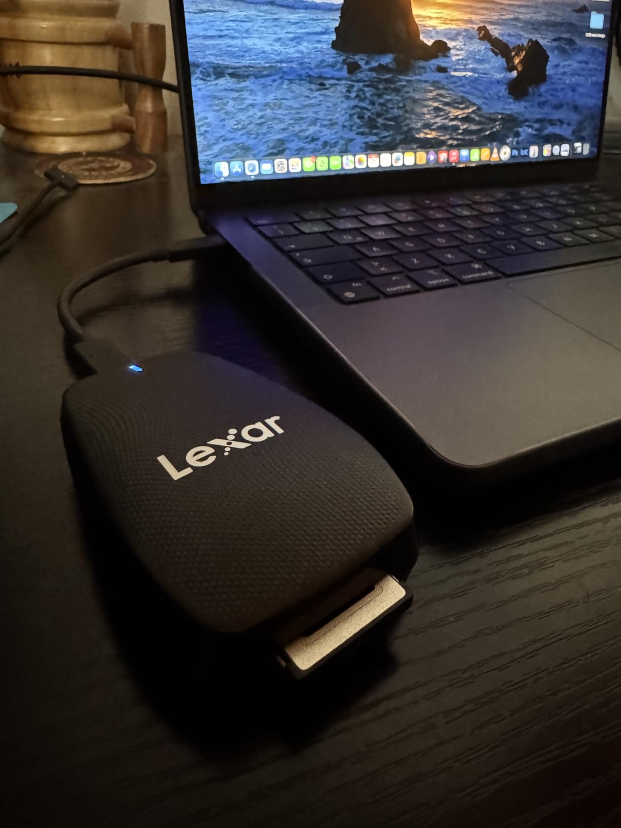 Lexar Professional CFexpress Type B USB 3.2 Gen 2x2 Reader, Up to 1700MB/s Read, Designed for CFexpress Type B Cards (LRW550U-RNBNU) customer photo 1