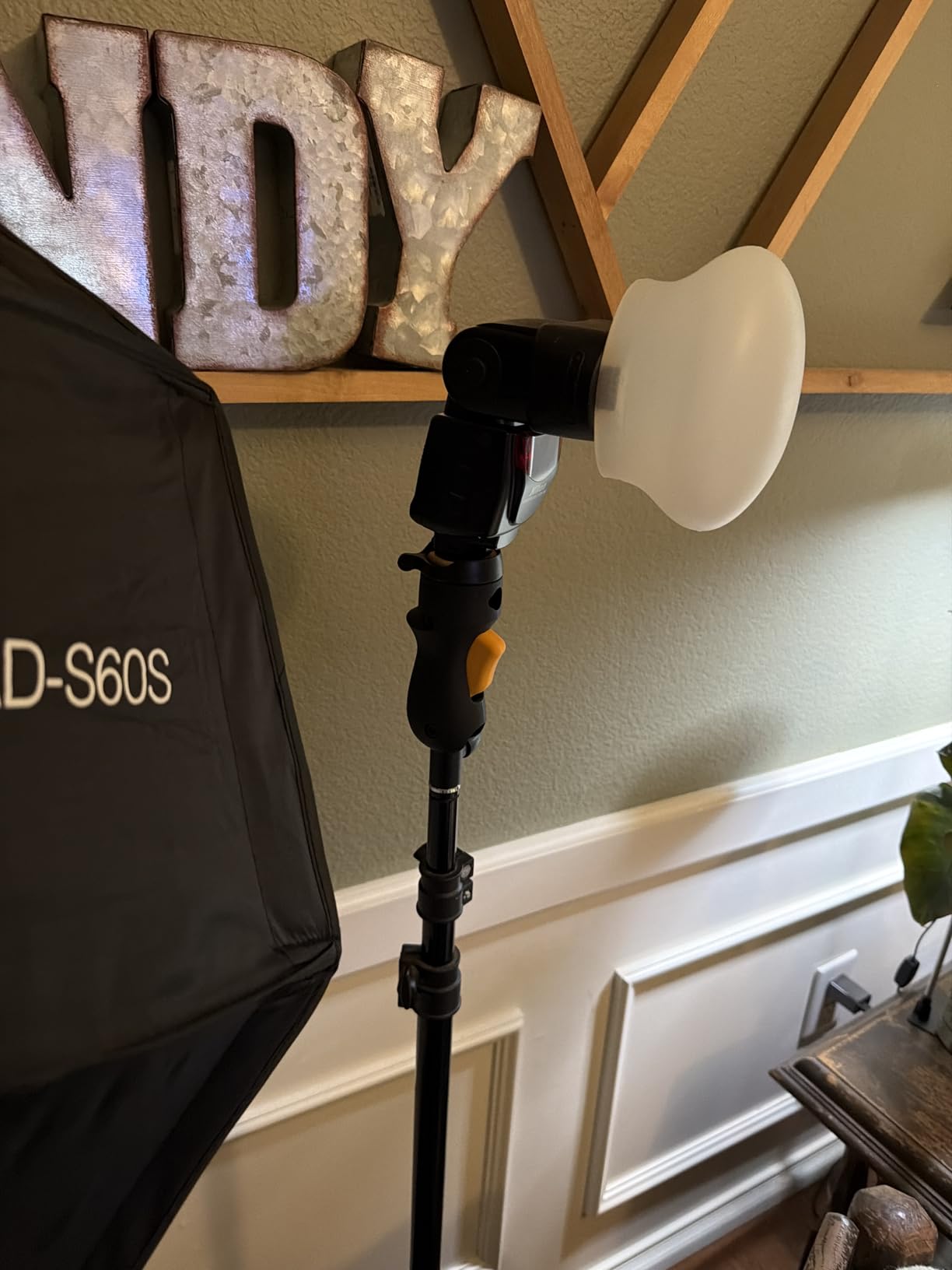 MagMod MagShoe v2, Universal Cold Shoe Flash Mount for Off Camera Flash, LED Light Panels, Umbrella Modifiers, MagBox PRO 42