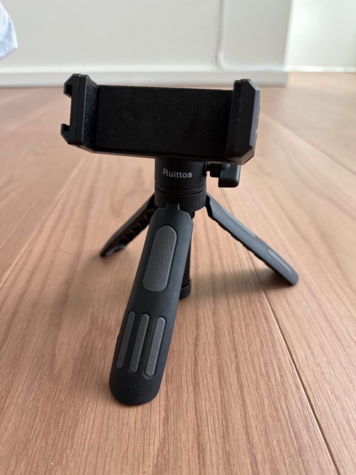 Ruittos Phone Tripod Stand and Selfie Stick for iPhone, Webcam, Desktop, Sony, Canon G7x Camera, Go Pro, Travel 11.5inch Tripod Compatible DJI osmo Pocket 3 customer photo 1