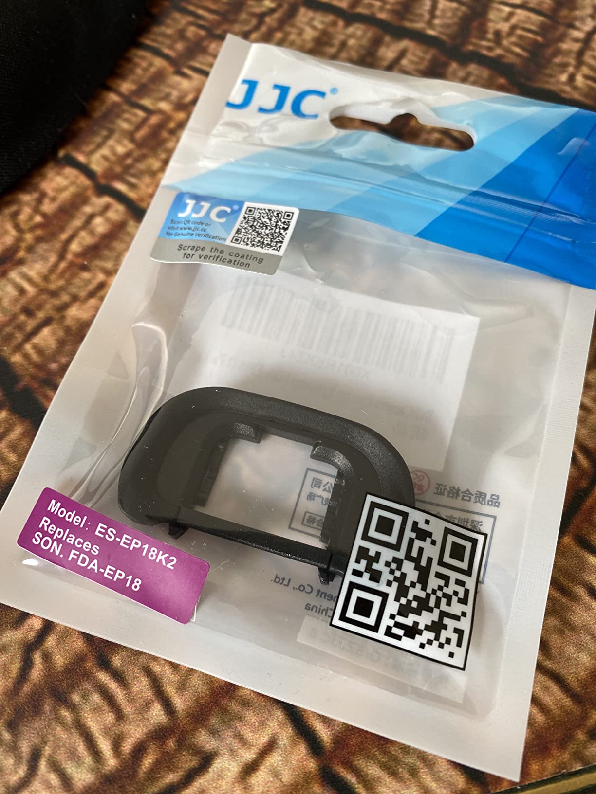 JJC Camera Viewfinder Eyecup Eyepiece for Sony A7R V A7R5 A7 IV A7M4 A7S III A7SIII A7S3 A1 Alpha 1 Replaces Sony FDA-EP19 Eye Cup, Oval Shape Soft Silicone and 360° Rotatable Design customer photo 2