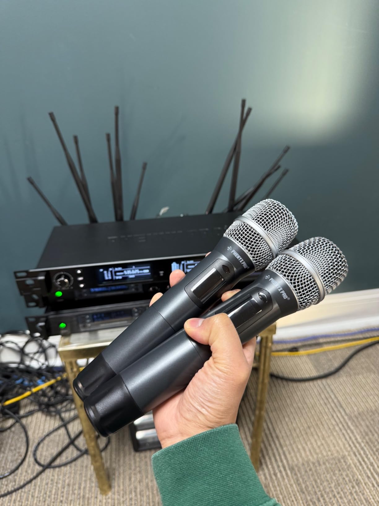 Phenyx Pro Wireless Microphone System, True Diversity Dual Cordless Mic Set, Professional UHF Handheld Wireless Microphones w/Auto Scan, 2x1000 Channels, 328ft for Stage & Studio (PTU-2U-2H) customer photo 1