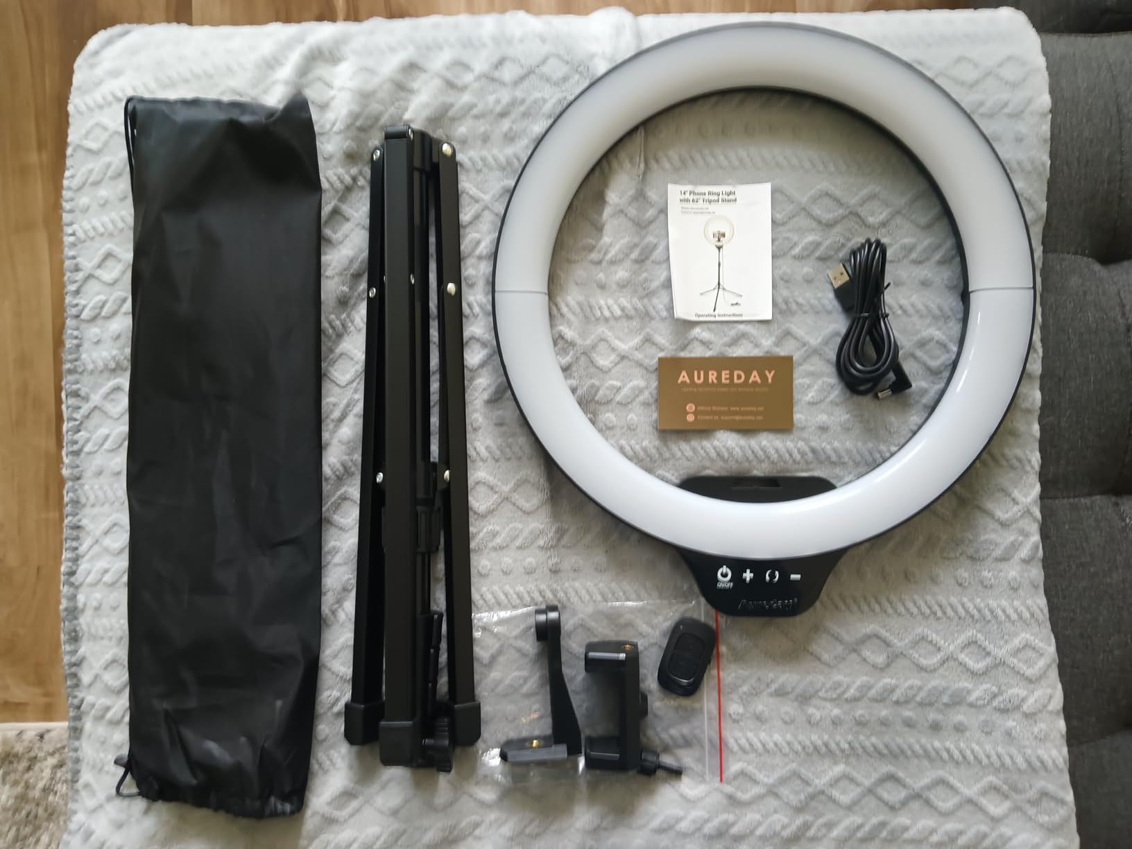 Aureday 14'' Selfie Ring Light with 62'' Tripod Stand and Phone Holder, Dimmable LED Phone Ringlight for Makeup/Video Recording/Photography, Circle Lighting for All Cell Phones&Lightweight Cameras customer photo 1