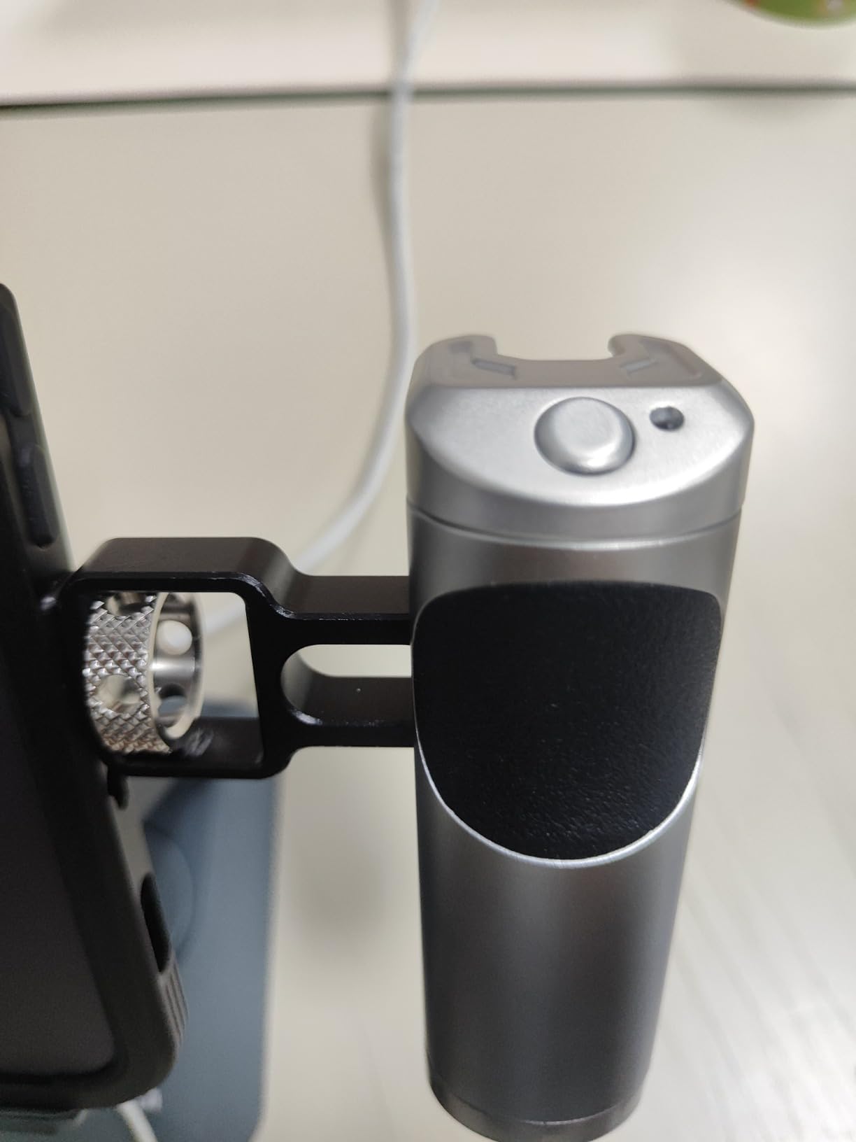 SmallRig Side Handle Grip for Smartphone Cage Video Rig, Remote Trigger Aluminum Phone Cage Handle with Wireless Remote Control Button - 3838 customer photo 1
