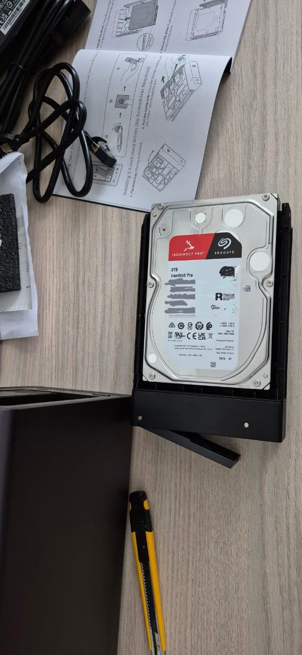 Seagate IronWolf Pro, 4 TB, Enterprise NAS Internal HDD -CMR 3.5 Inch, SATA 6 Gb/s, 7,200 RPM, 256 MB Cache for RAID Network Attached Storage (ST4000NT001) customer photo 1