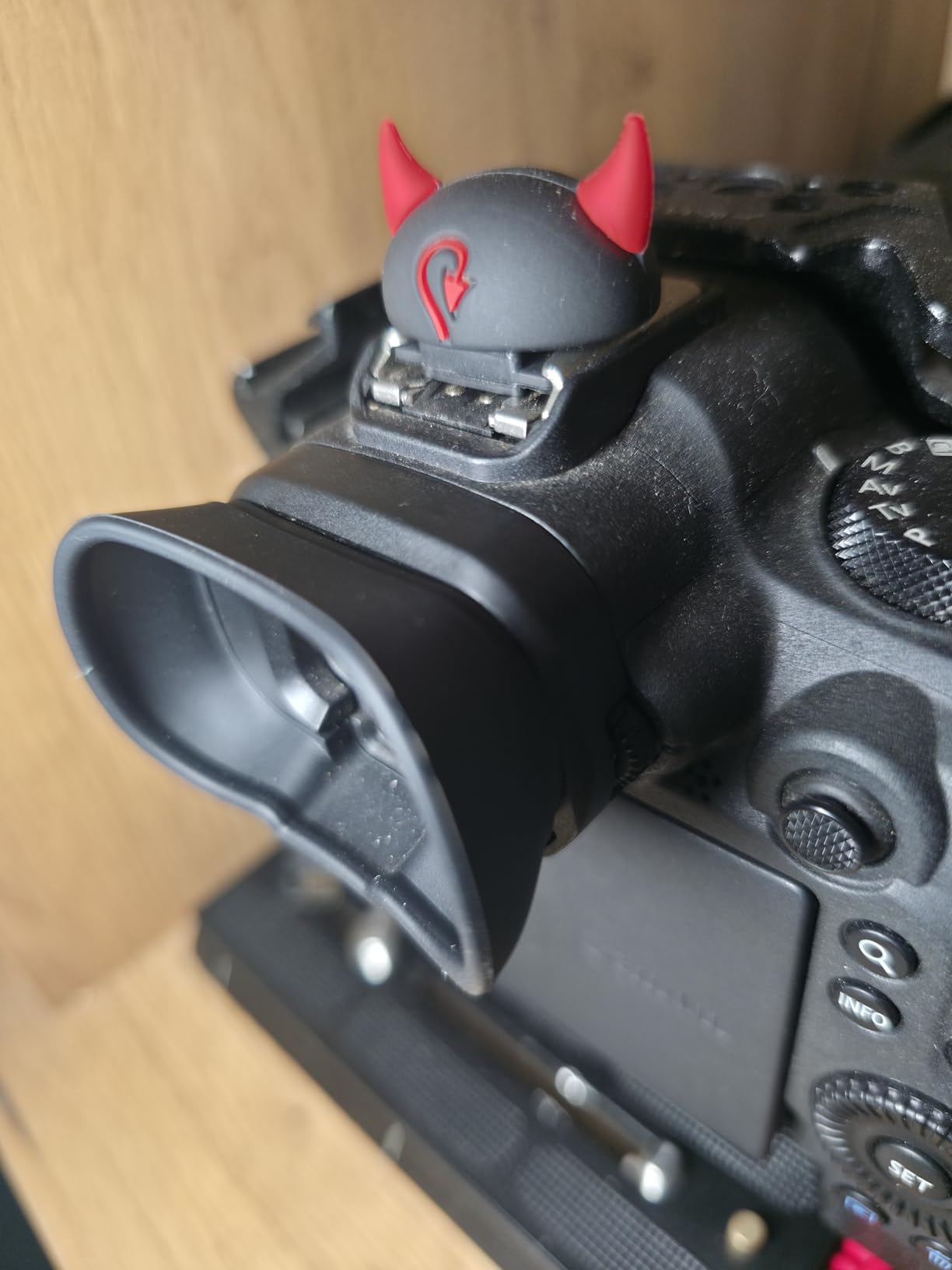 EOS R6 Mark II R6 R5 R5C Eyecup Eyepiece, Soft Silicon Extended Camera Eye Cup Viewfinder Special Designed for Canon EOS R6 Mark II R6 R5 R5C R5 C Full-Frame Mirrorless Camera customer photo 2