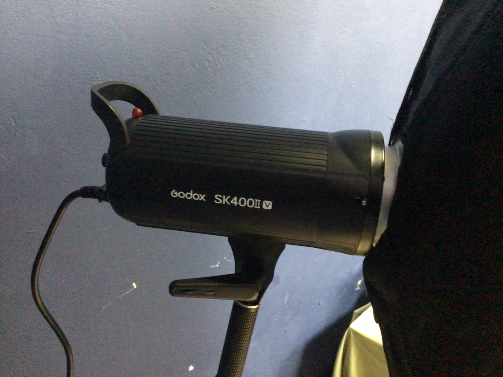 Godox SK400IIV 400Ws Strobe Studio Flash GN65 5700K 2.4G with LED Modeling Lamp Bowens Mount Monolight Strobe Light for Studio, Portrait, Commerce Photography, etc (SK400II Upgraded Version) customer photo 2