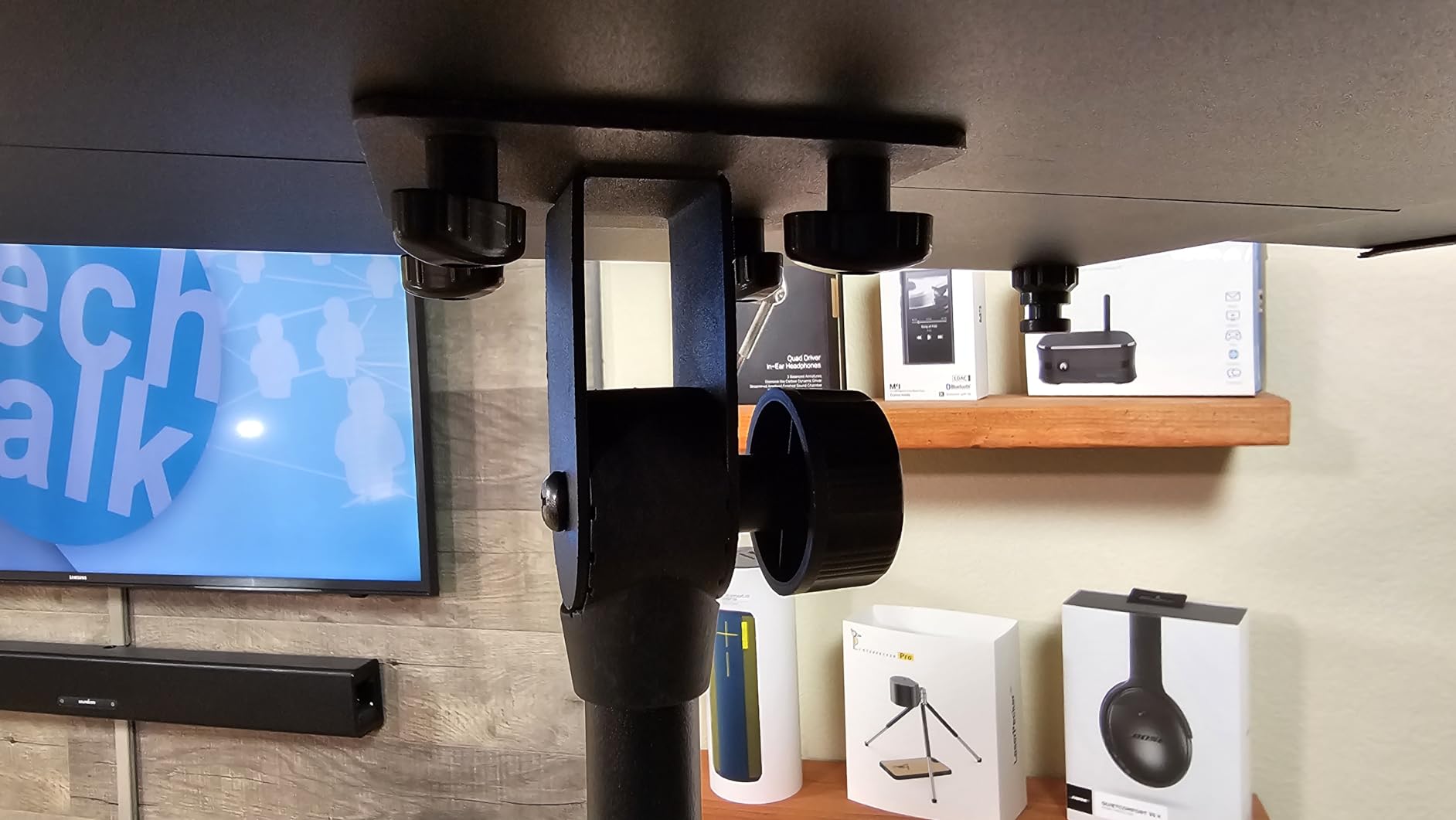Projector Stand Adjustable Height 20