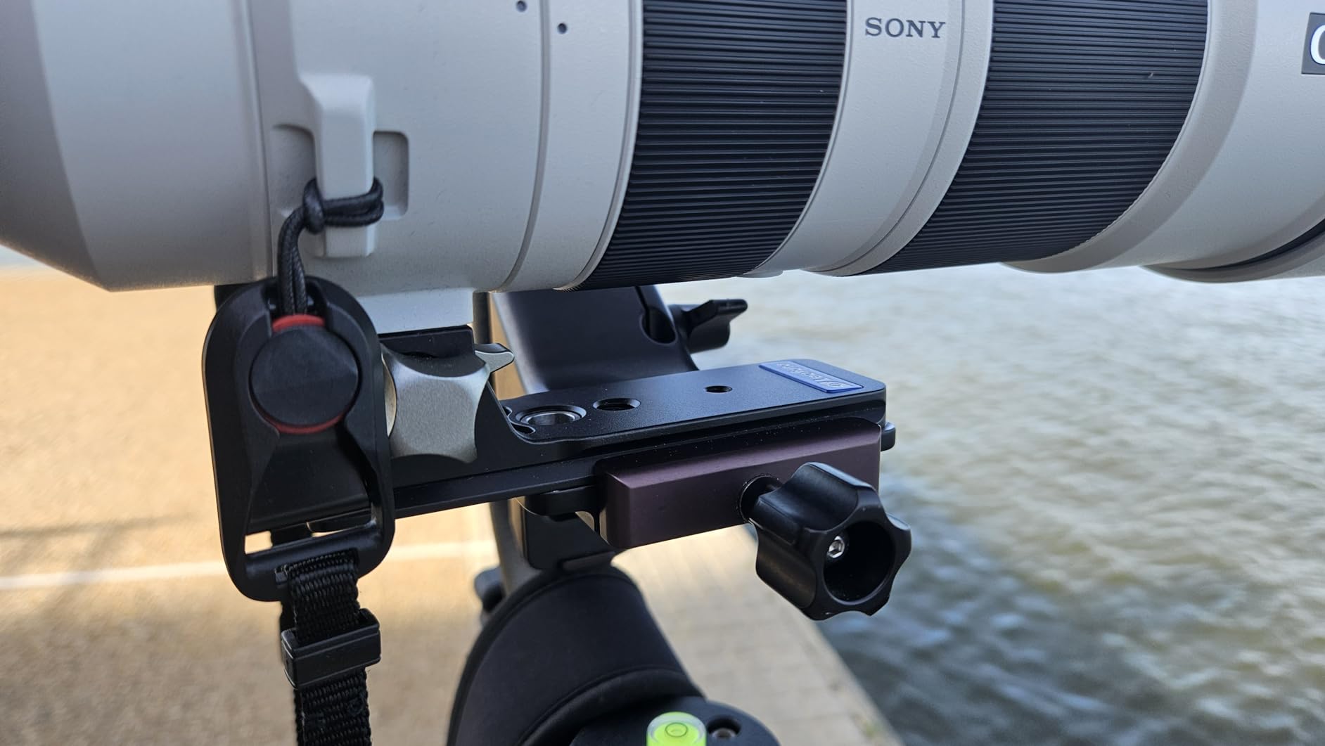 Leofoto Foot SF-02N for Sony FE 200-600MM F/5.6-6.3 G OSS E-Mount Lens Arca Compatible customer photo 2