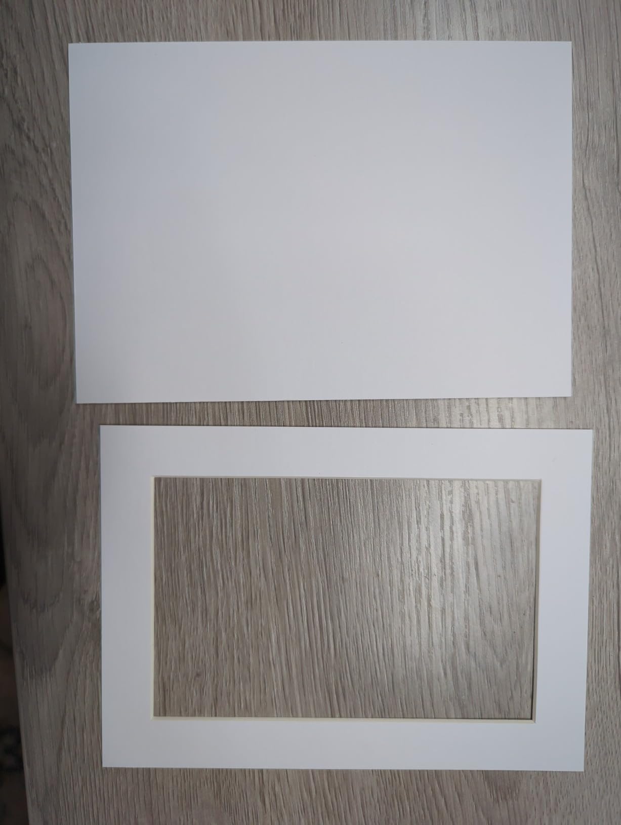 Jetec White Picture Mat Kit, Includes Anti Acid Pre Cut Display Photo Frame Mat and Core Bevel Cutting Board for Photo Picture Artwork, 5 x 7, 8 x 10, 11 x 14 Inch(18 Sets) customer photo 1