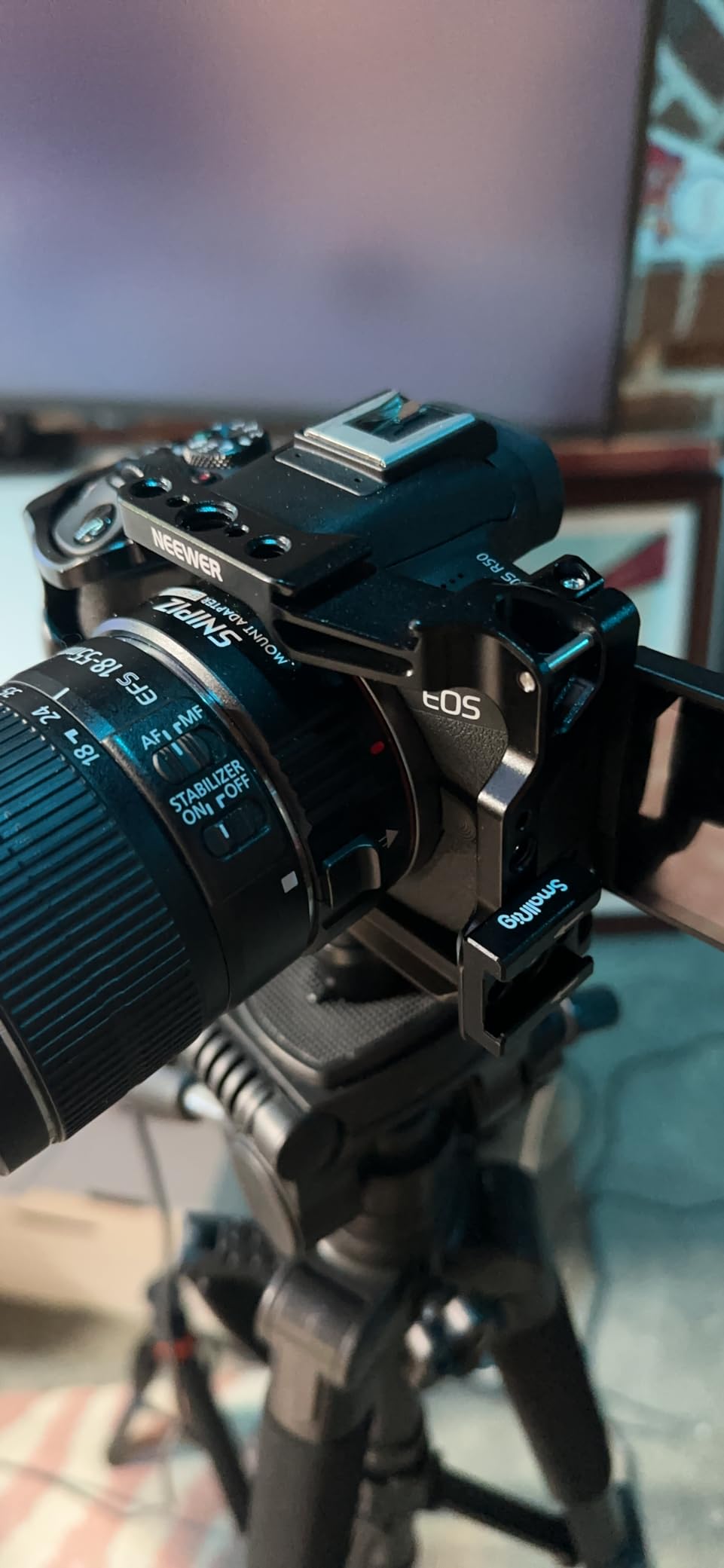 Canon EOS R50 Mirrorless Vlogging Camera (Black) w/RF-S18-45mm F4.5-6.3 is STM Lens (Renewed) customer photo 1