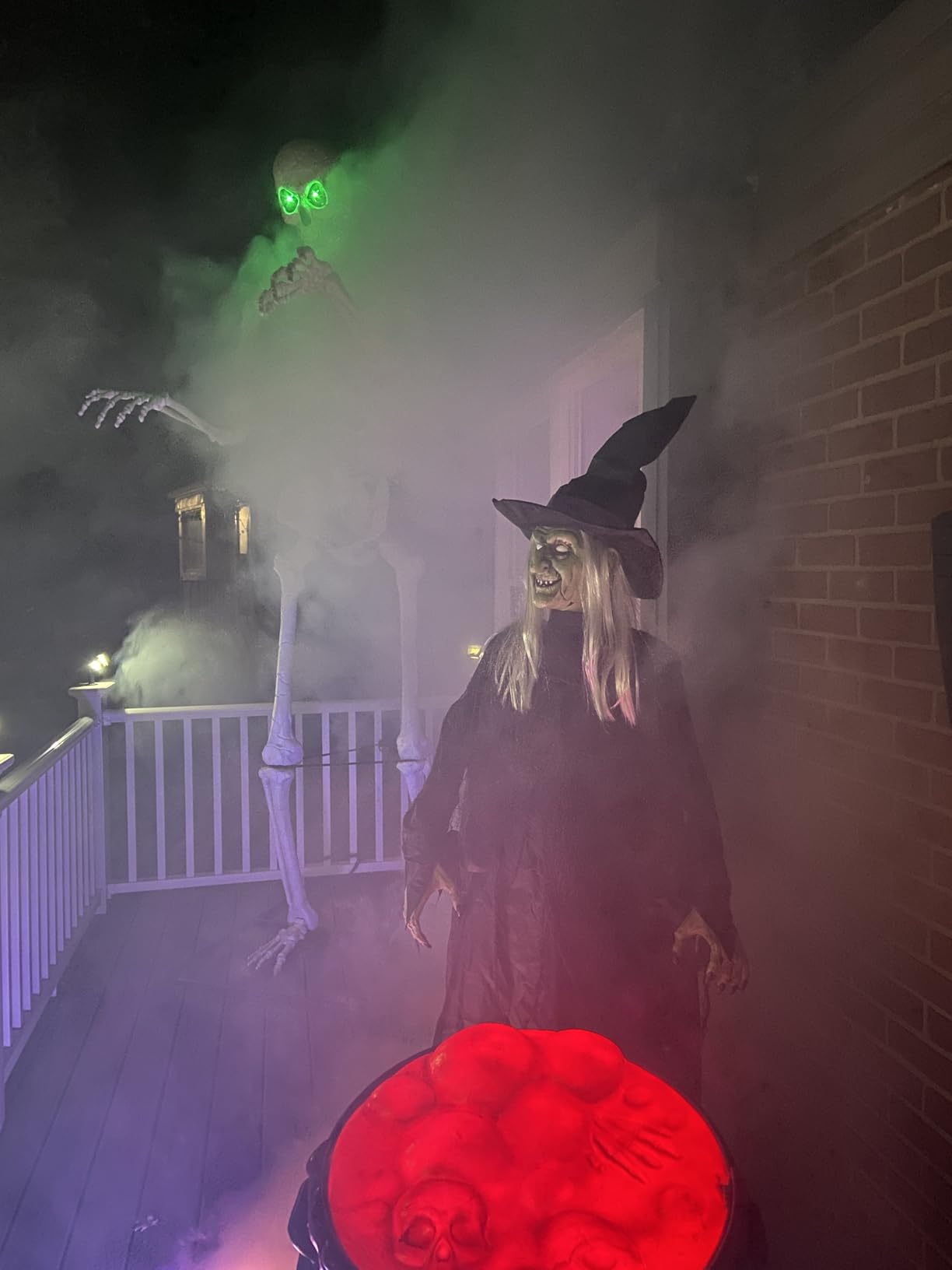 Fog Machine LURT 500W Mini Smoke machine with Wireless Remote Control and Auto Mode Portable for Parties,Outdoor,Halloween,Wedding,Stage,Effect,indoor,Disco and Disinfection 2000CFM,Fuse Protection customer photo 2