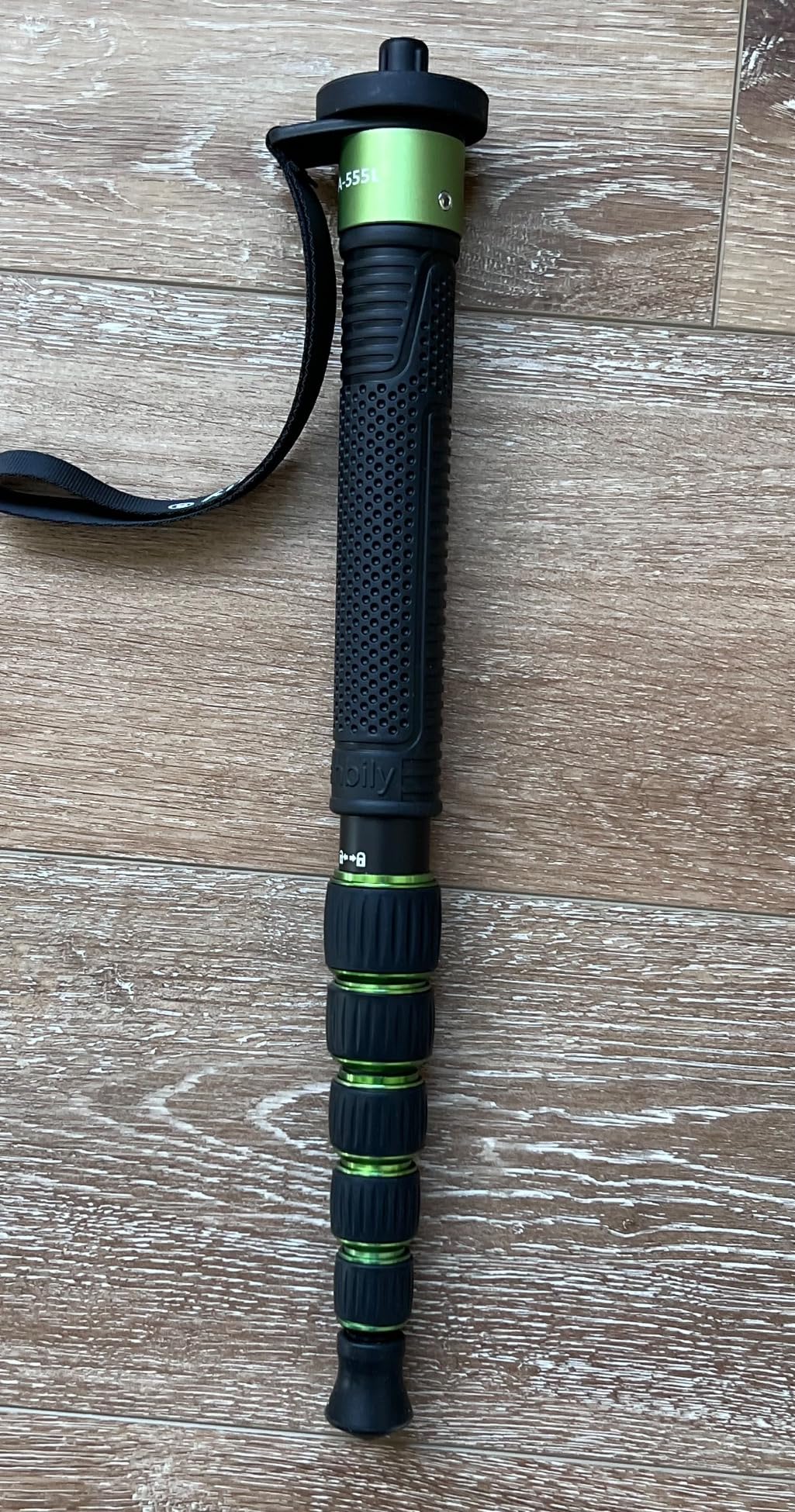 Manbily Camera Monopod Aluminum Portable Compact Lightweight Travel Monopod with Carrying Bag Walking Stick Handle customer photo 2