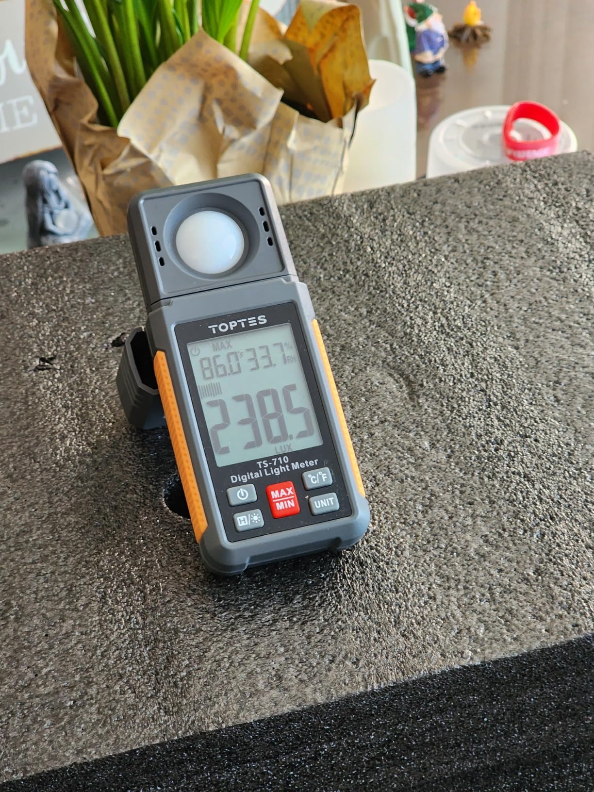 TopTes TS-710 Light Meter, Lux/Foot Candles Meter with 180º Rotating Sensor customer photo 2