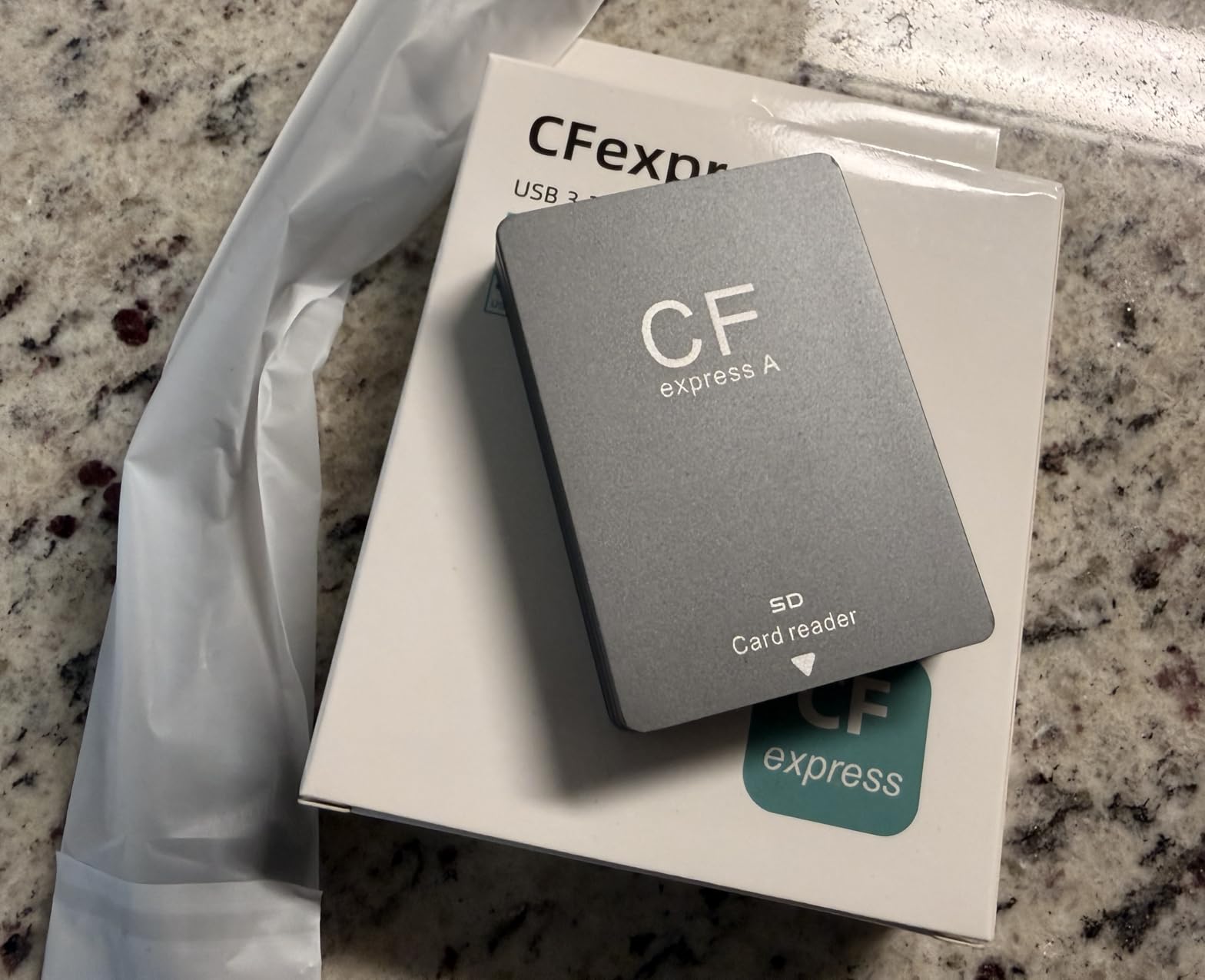 CFexpress Type A and SD Dual-Slot Memory Card Reader, 10Gbps USB 3.2 Gen 2 Type A CFexpress Adapter Memory Card Reader with USB C to USB C/USB A Cable,Compatible with Windows/Mac/Linux/Android customer photo 1