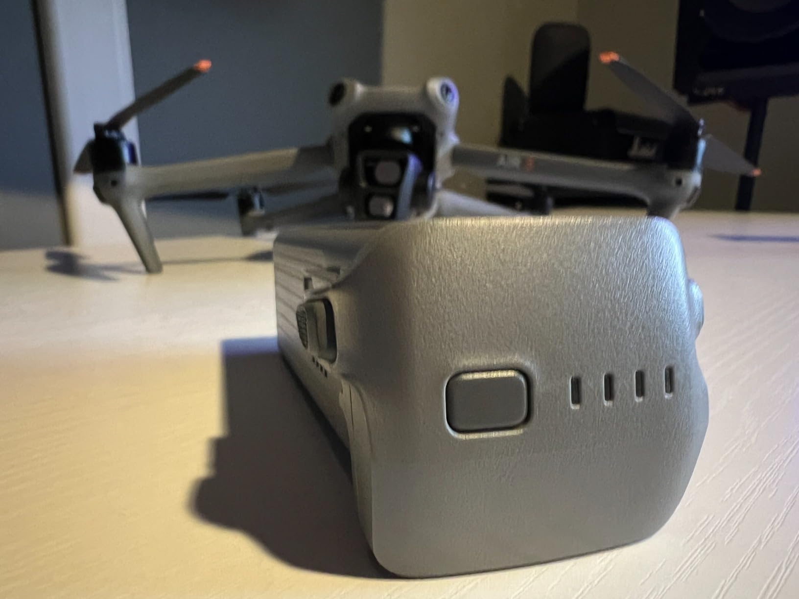 DJI Air 3 Intelligent Flight Battery customer photo 1