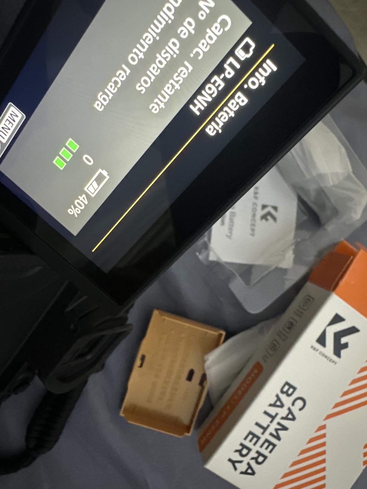 K&F CONCEPT 2-Pack LP-E6NH Battery with USB-C 2H Fast Charging R7 Battery Compatible with Canon R7 R6 R5, 5D 6D 7D Mark II III IV, 90D 80D 70D, 2250mAh customer photo 1