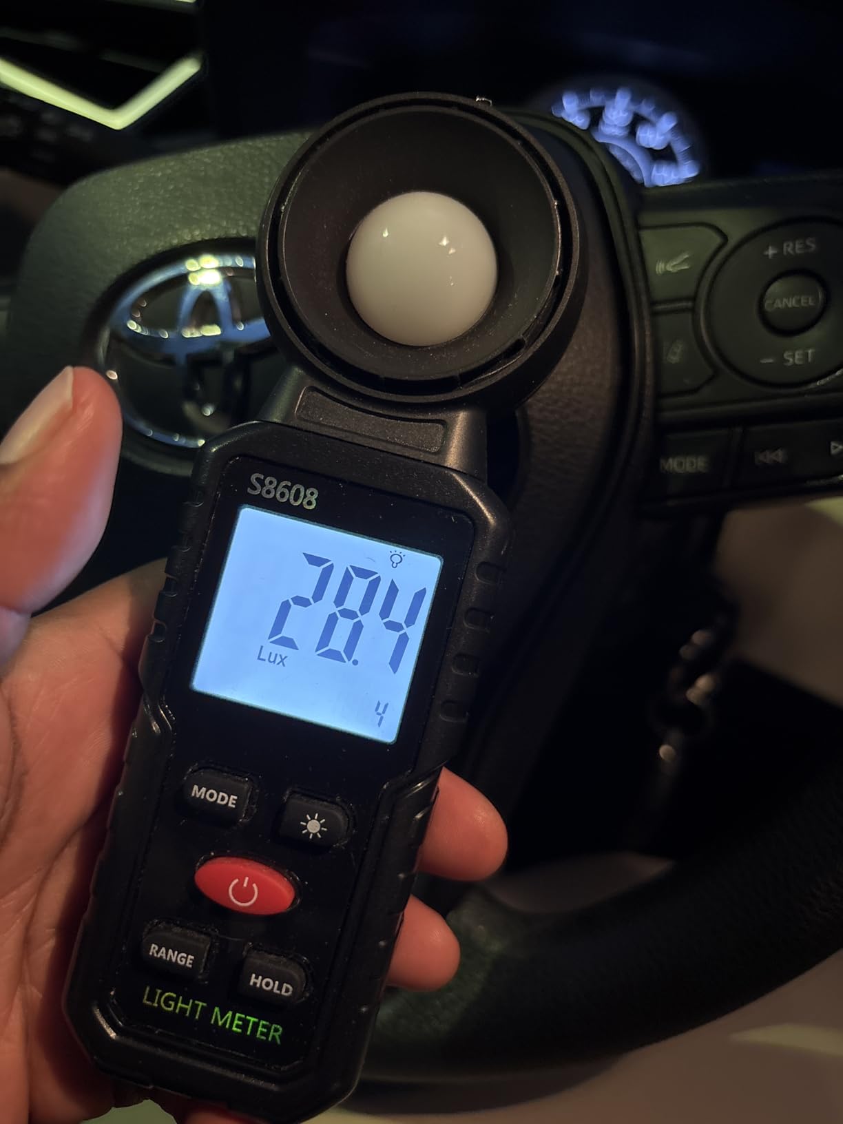 Mcbazel Digital Illuminance Light Meter, Photometer Light Intensity Sense Tester customer photo 1