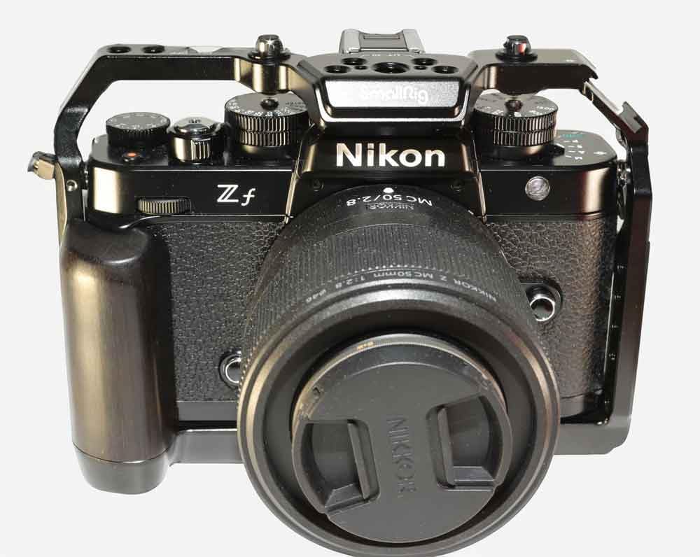 SmallRig Z f Camera Cage for Nikon, with Ergonomic Ebony Grip, Built-in Quick-Release Plate for Arca for Quickly Switch on Gimbal/Tripods/Handheld Shooting - 4261 customer photo 1