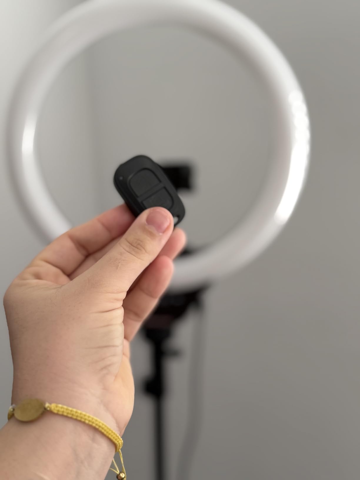 UBeesize 14'' LED Foldable Ring Light with 62'' Tripod Stand, Selfie Ring Light for Video Recording, Live Streaming, TikTok & YouTube, Compatible with iPhone & Android (Black) customer photo 1