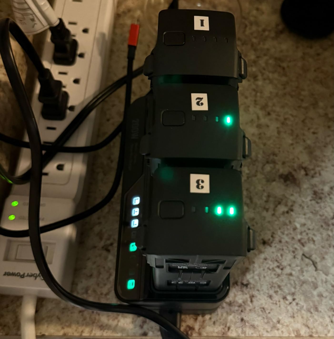 LKTOP 200W Mavic 3 Pro Battery Charging Hub (3.5X Super Fast) Mavic 3T/3E/3TA Parallel Charger for DJI Mavic3/Pro/Classic/Cine/Enterprise Drone customer photo 2