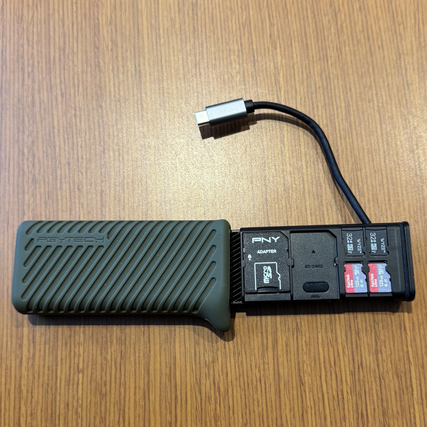 PGYTECH CreateMate USB 3.2 CFexpress A Card Reader 10GBps SD Card Reader for Photographer (CFexpress-A, Black) customer photo 2