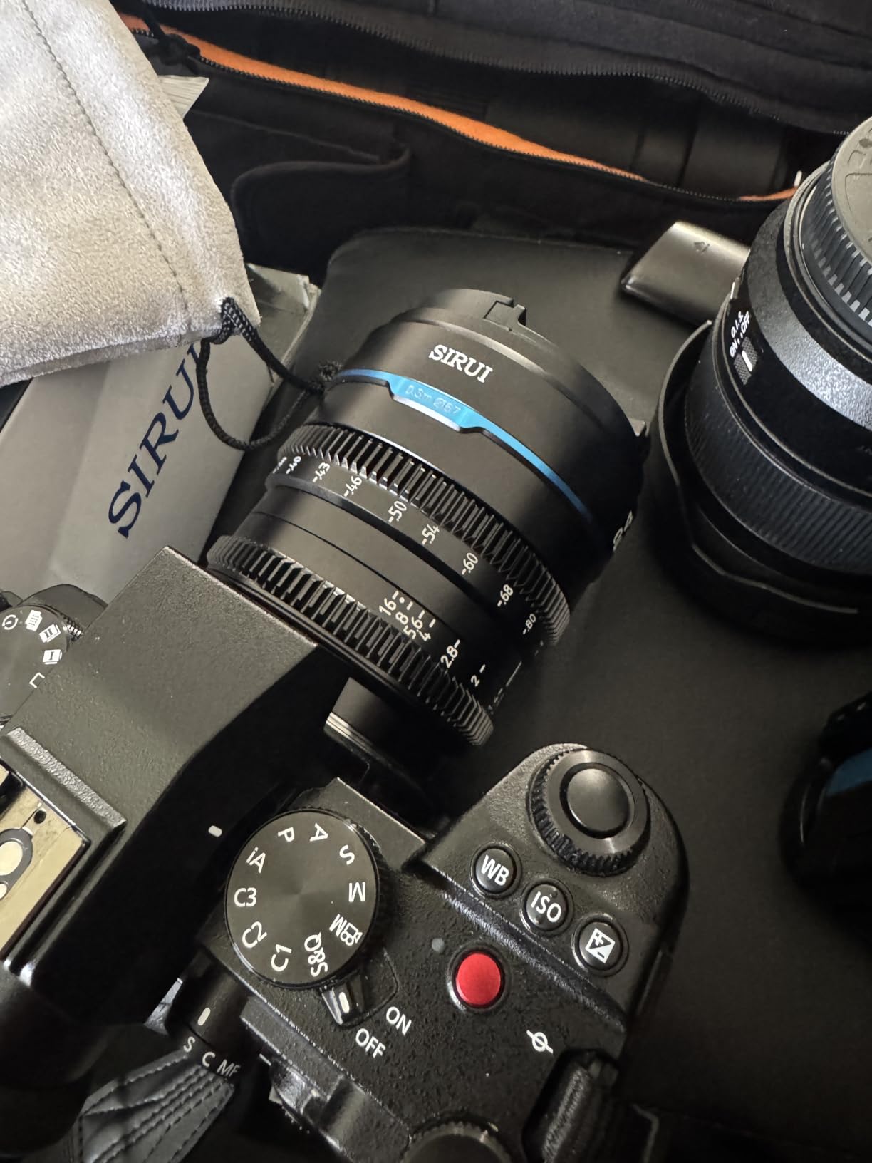 Sirui Night Walker 24mm S35 Manual Focus Cine Lens, T1.2 Large Aperture L Mount Lens for Sigma FP, S5/S5II/S5IIX, DC-BGH1 customer photo 1
