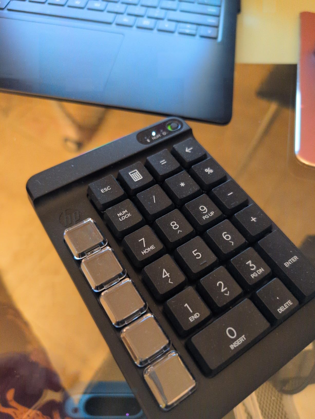 HP 430 Programmable Wireless Keypad - Bluetooth Connectivity - 9 Programmable, Swappable Keycaps with Sticker Labels - Ambidextrous Design - 24-Month Battery Life on 1 AA Battery - Responsibly Made customer photo 1