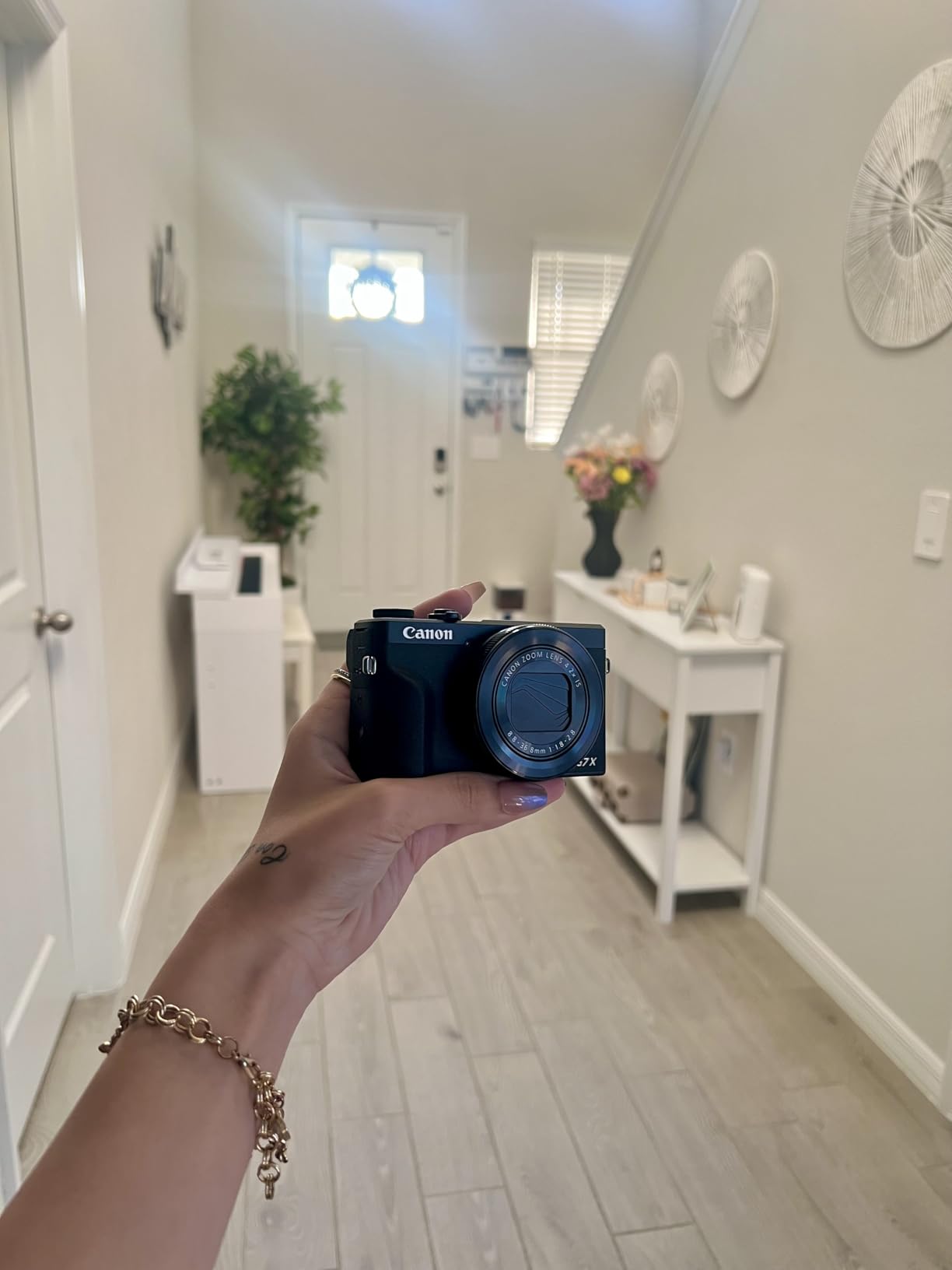 Canon PowerShot G7 X Mark III 20.1MP Digital Point and Shoot Camera, 4.2X Optical Zoom, Black customer photo 2