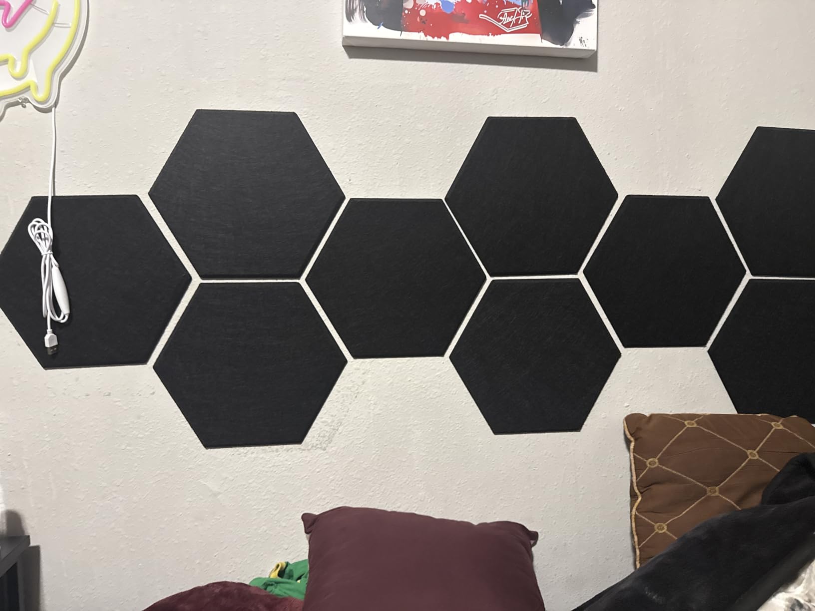 18 Pack Hexagon Acoustic Panels, Self-Adhesive Soundproof Wall Panels, High Density Acoustic Wall Panels, Sound Proofing Panels for Walls, Office, Recording Studio customer photo 2