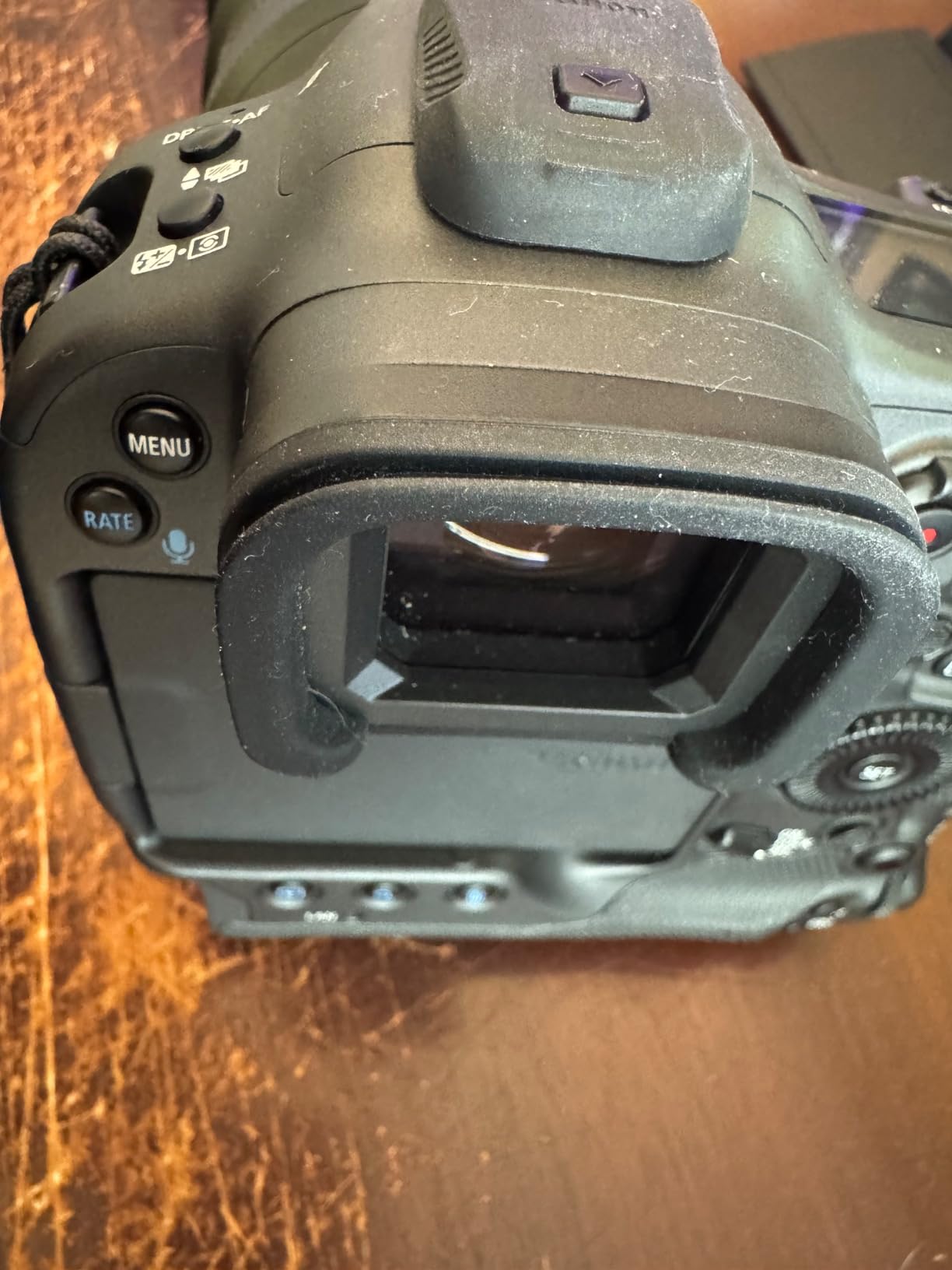 EOS R3 Eyecup Eyepiece, Eye Cup Viewfinder for Canon EOS R3 Camera, Replaces Canon ER-H Eyecup Eyepiece, Soft Silicone Material, Not Affect The Use of LCD Screen customer photo 1