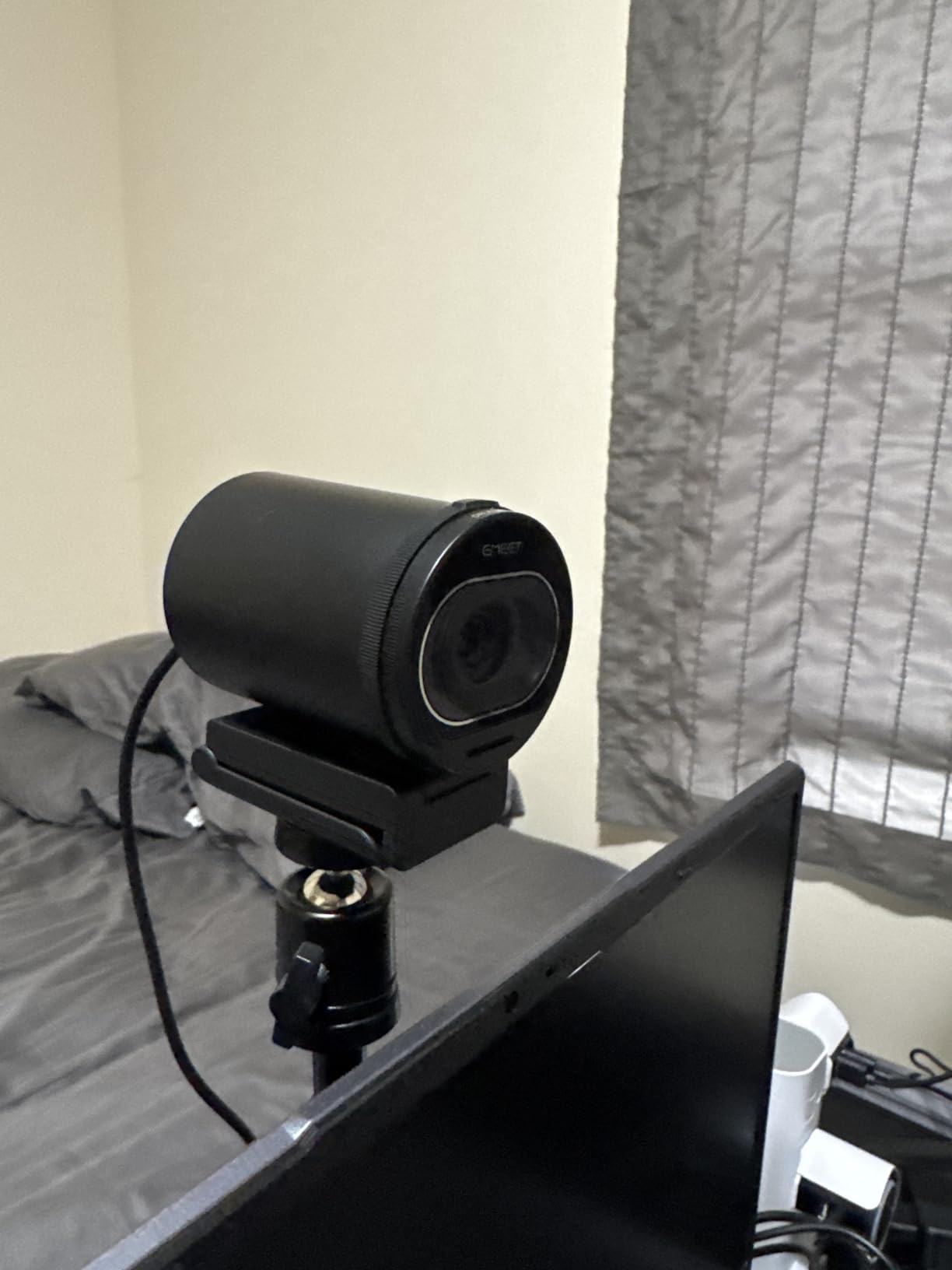 EMEET S600 4K Webcam with Tripod for Streaming - Sony 1/2.55'' Sensor, PDAF Autofocus, 1080P@60FPS, 2 Noise Reduction Mics, Built-in Privacy Cover, 73° FOV, Streaming Webcam for Product/Game/Beauty customer photo 2