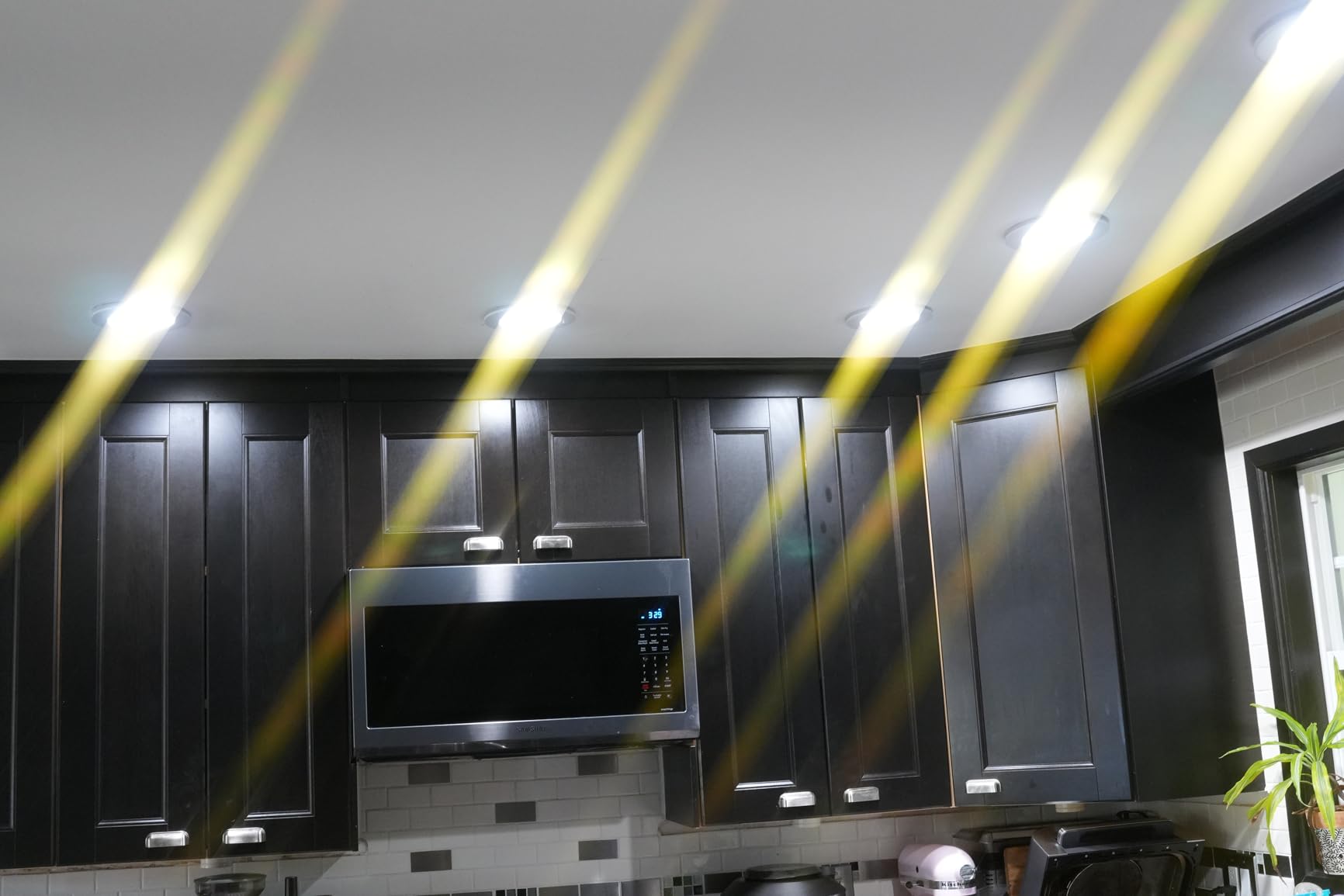 K&F CONCEPT 77mm Gold Streak Effect Lens Filter (2mm) 28 Multi-Coated High Definition Anamorphic Light Flare Effect Filter for Camera Lens (Nano-X Series) customer photo 2