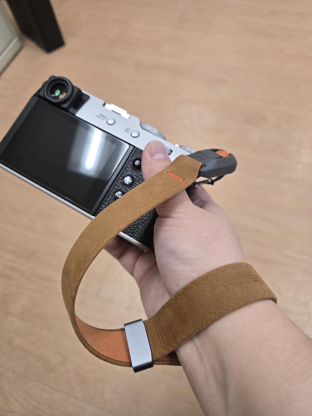 PGYTECH Camera Wrist Strap Air for Photographers Adjustable Quick Release Camera Hand Strap for Sony/Nikon/Canon/DSLR/SLR/Gopro Cameras, Green customer photo 2