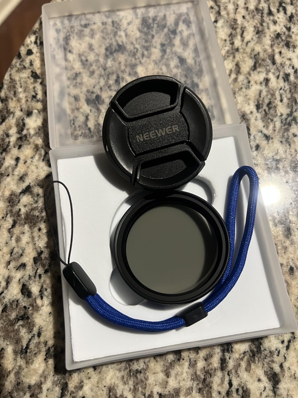 NEEWER 77mm ND2-400 (1-9 Stops) Variable ND Filter with Lens Cap, Lanyard, Cleaning Cloth, Precise Neutral Density Adjustment, Fingerprint & Scratch Resistant Multicoated Optical Glass customer photo 2